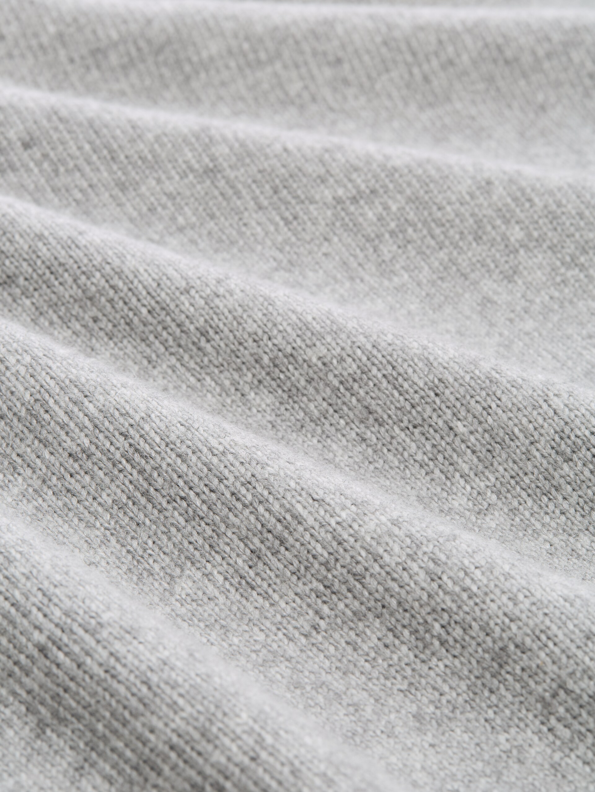 Oversized knitted jumper with stand-up collar - medium silver grey melange - Material view