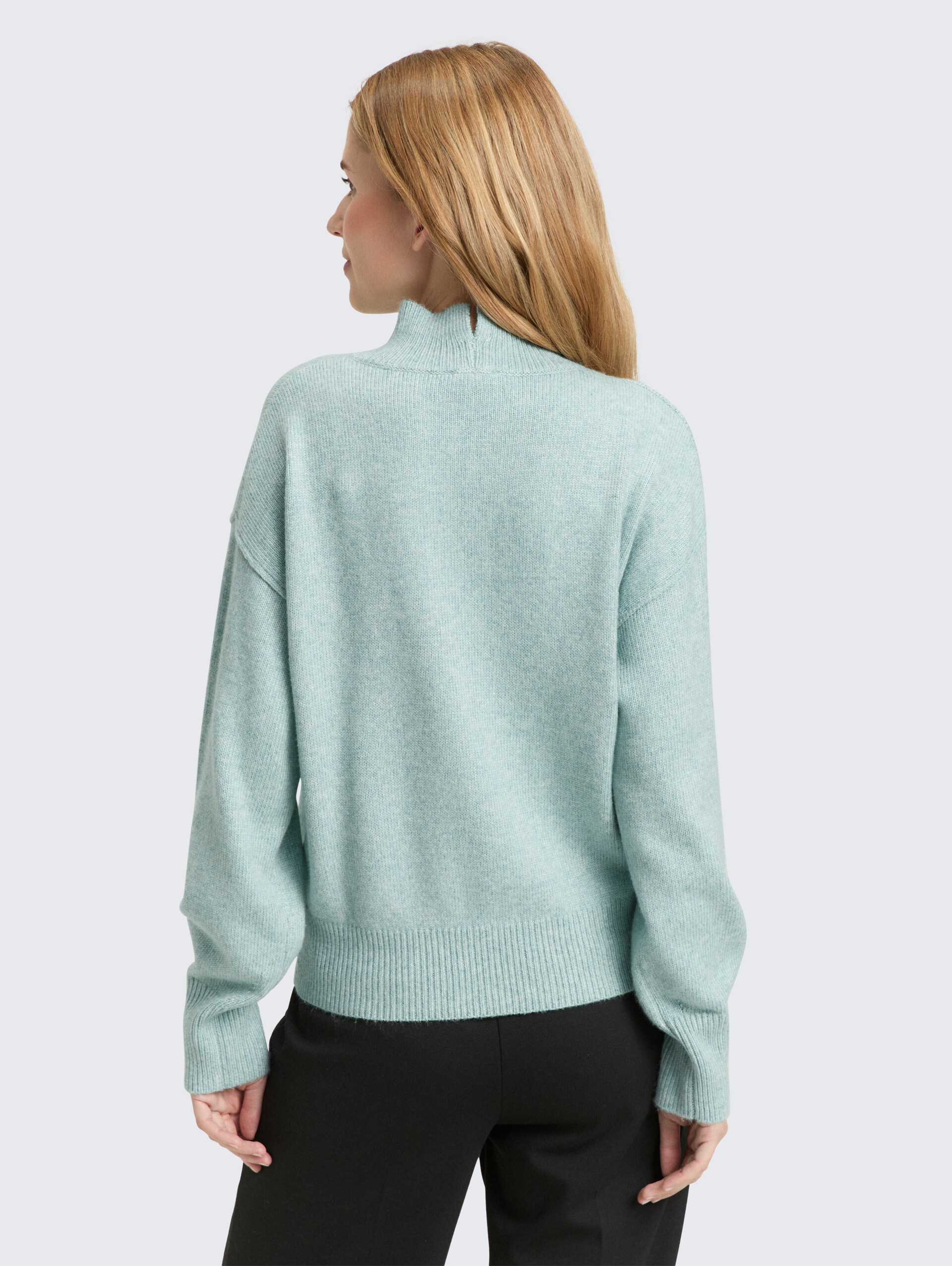 Oversize Strickpullover mit Stehkragen - white moss melange