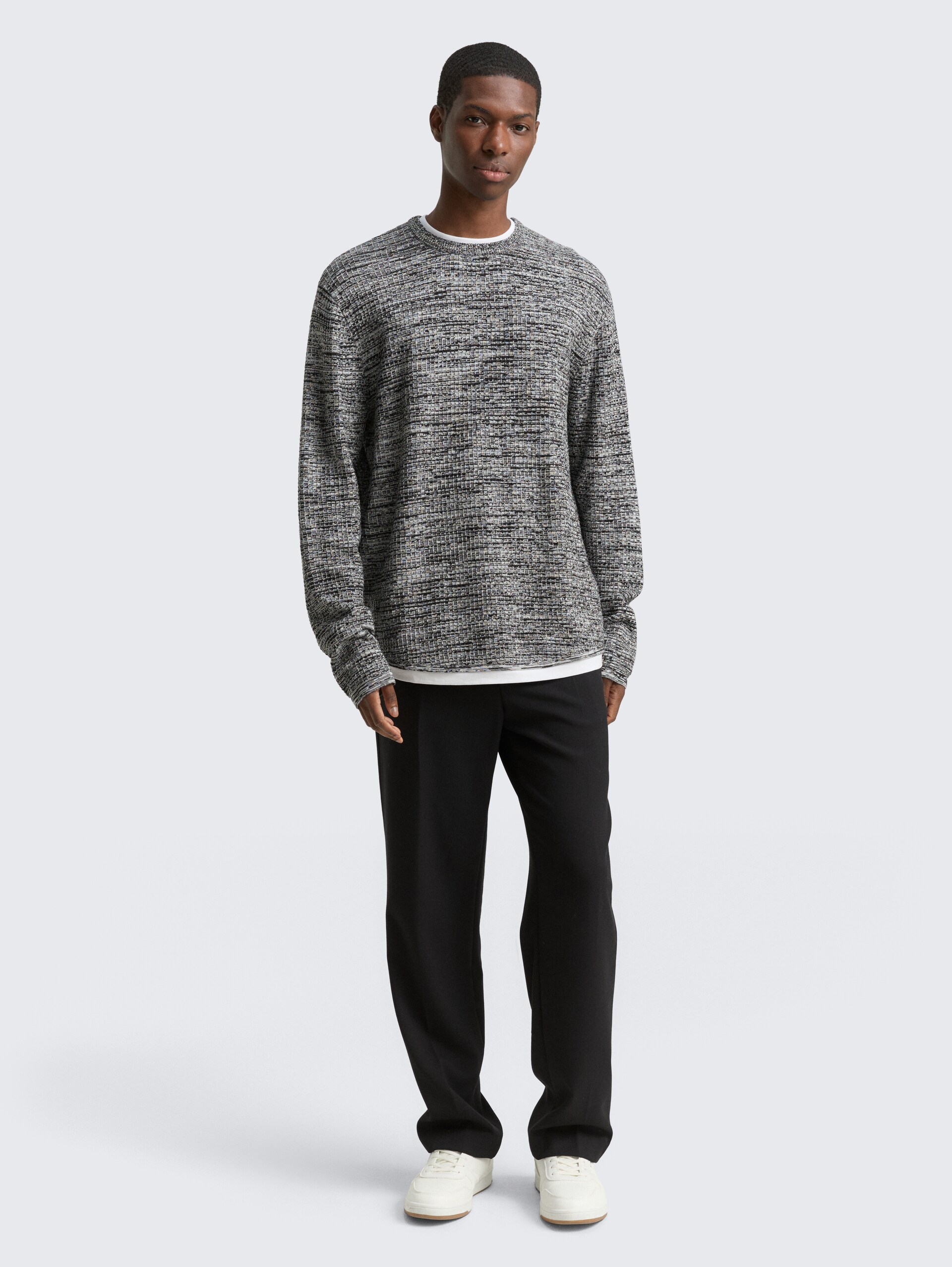 Gebreide trui in een 2-in-1-look - black white mouline - Model vooraanzicht