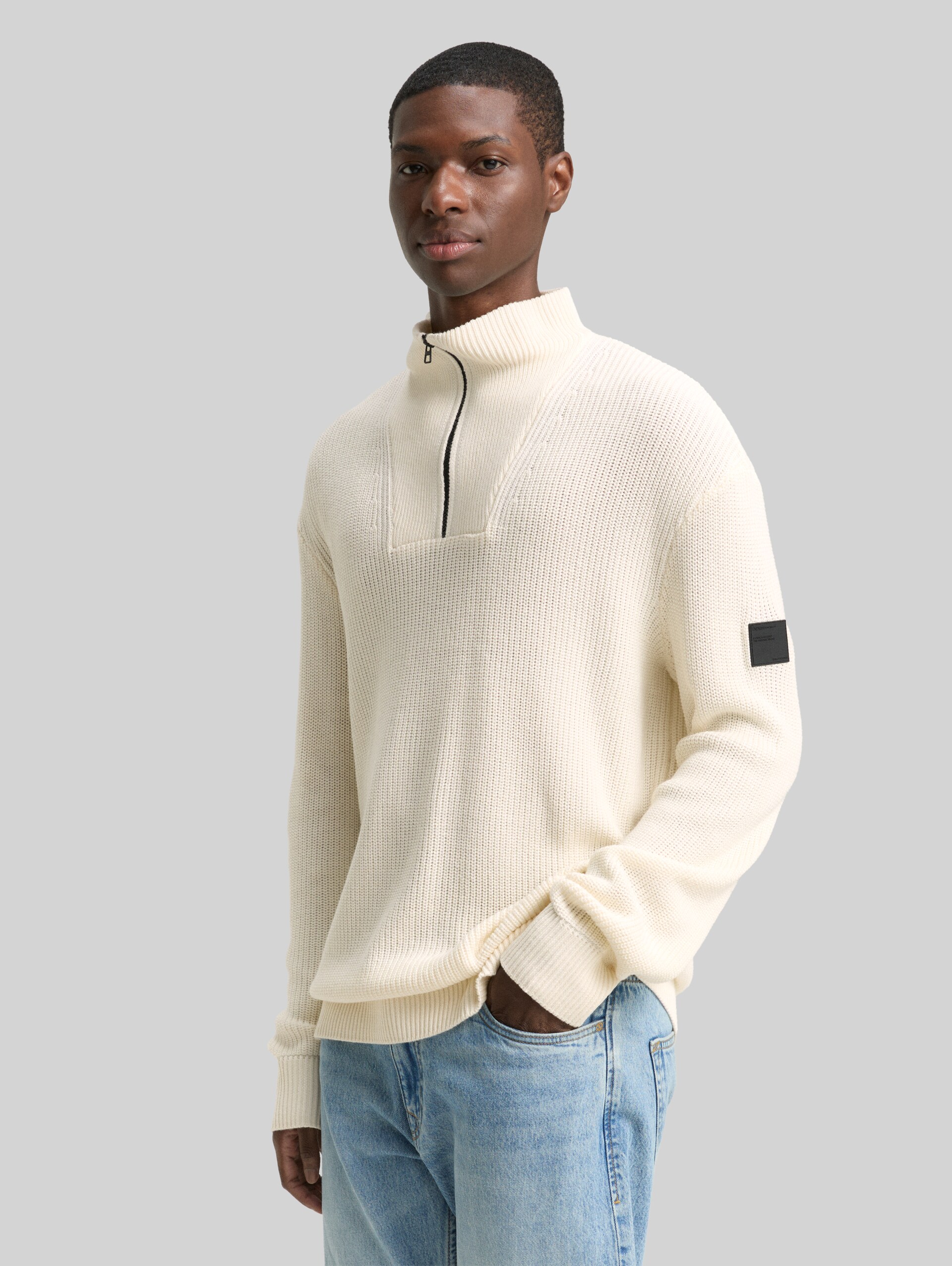 Relaxed fit Troyer knitted jumper - Wool White - Neckline model front view