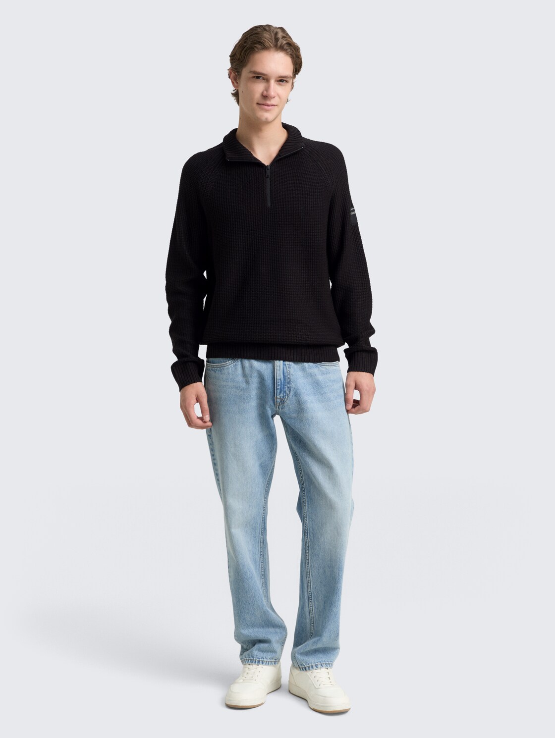 Troyer Strickpullover - Black - Model-Vorderansicht