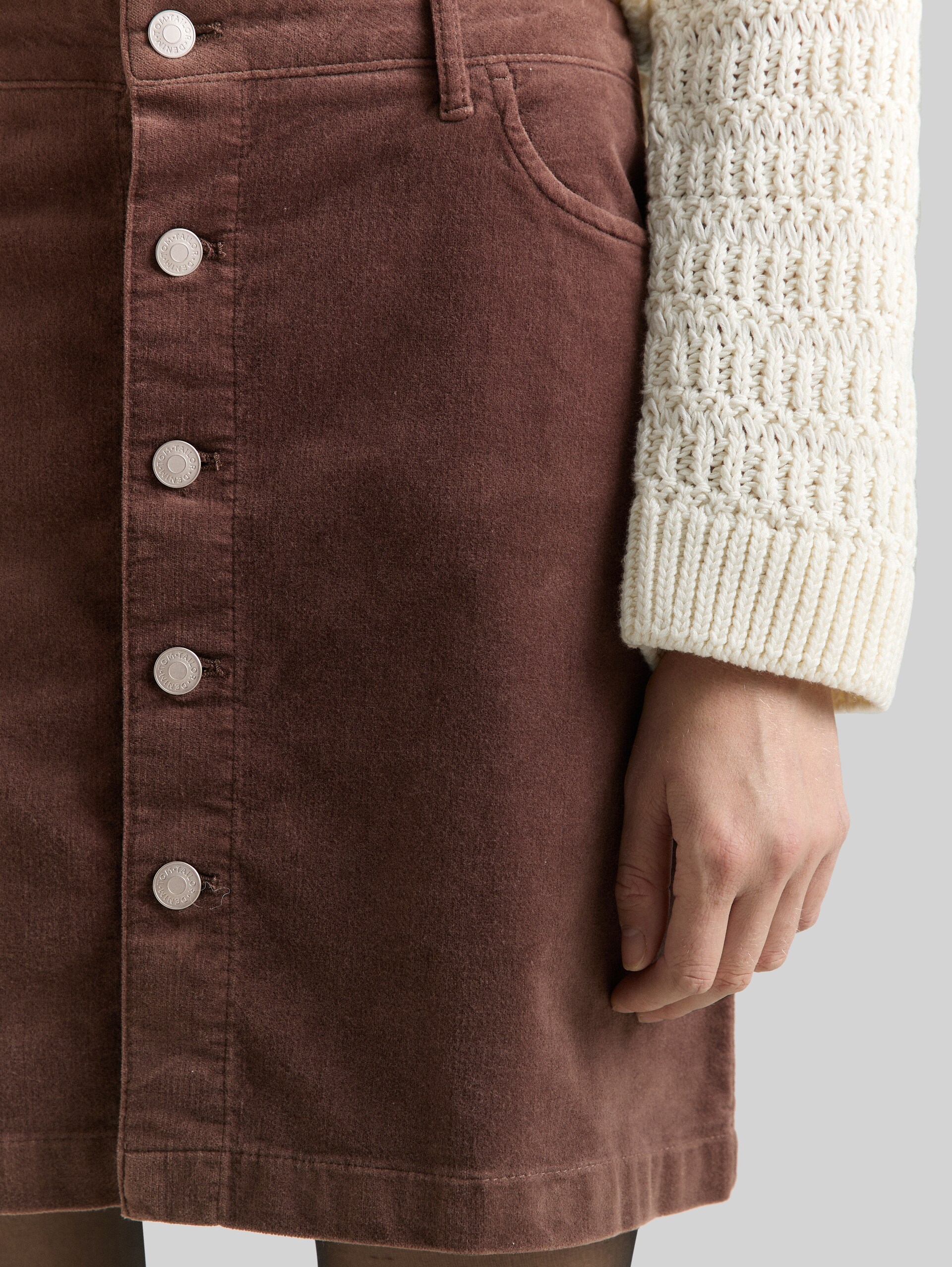Velvet mini skirt with button placket - soft chocolate brown - Detail model view
