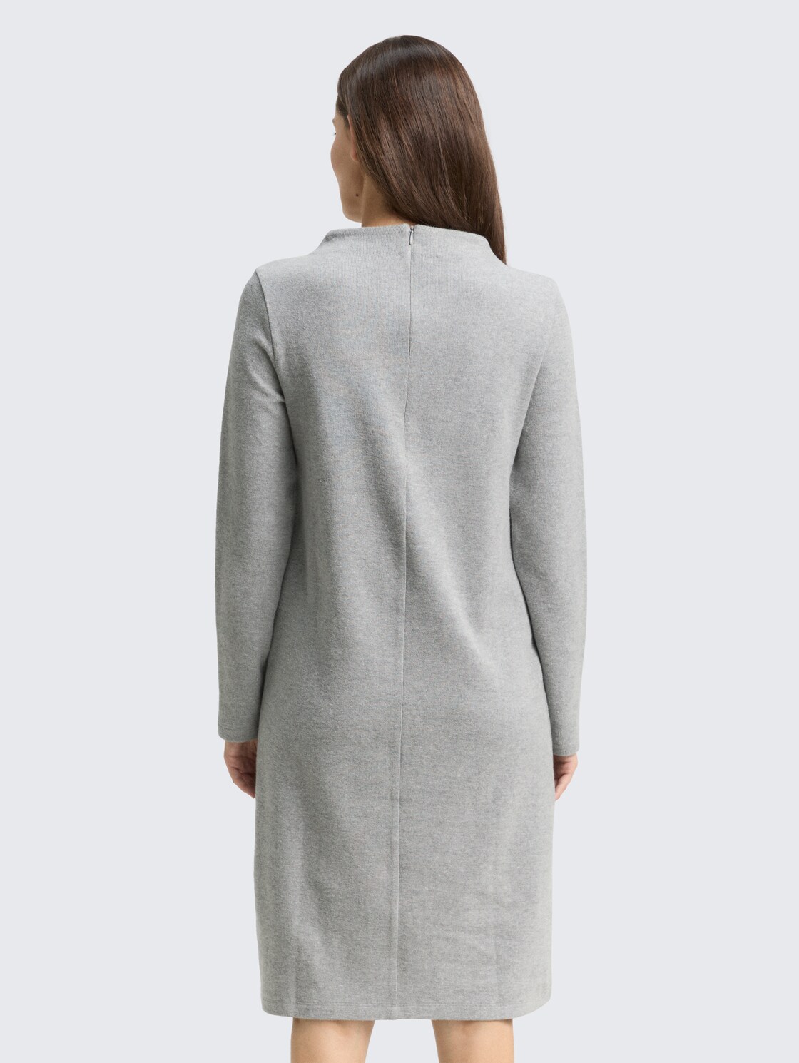 Cosy Kleid mit Stehkragen - medium silver grey melange - Model-Rückansicht