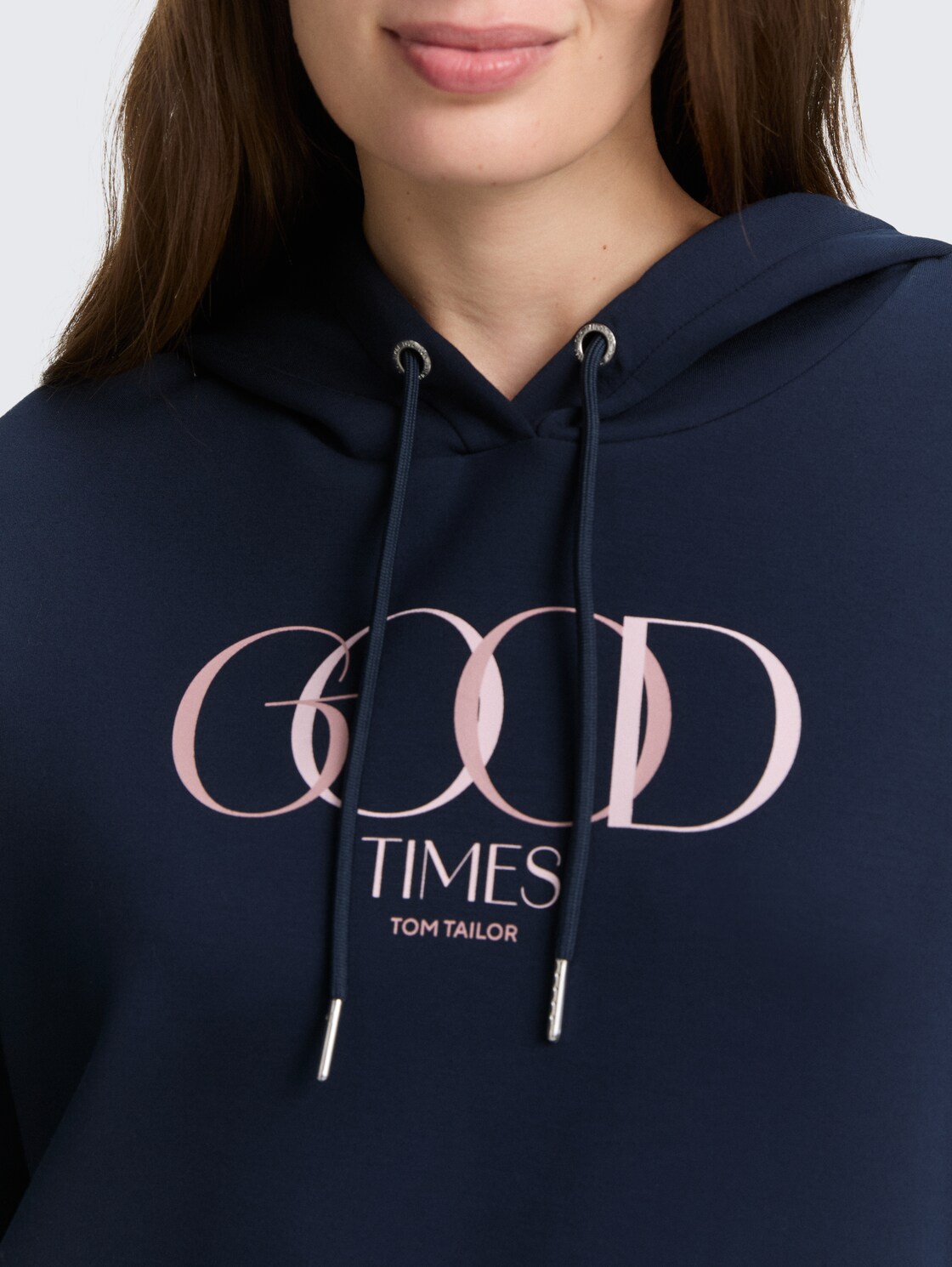 Hoodie Sweatshirt aus Scuba - sky captain blue - Detail-Model-Ansicht