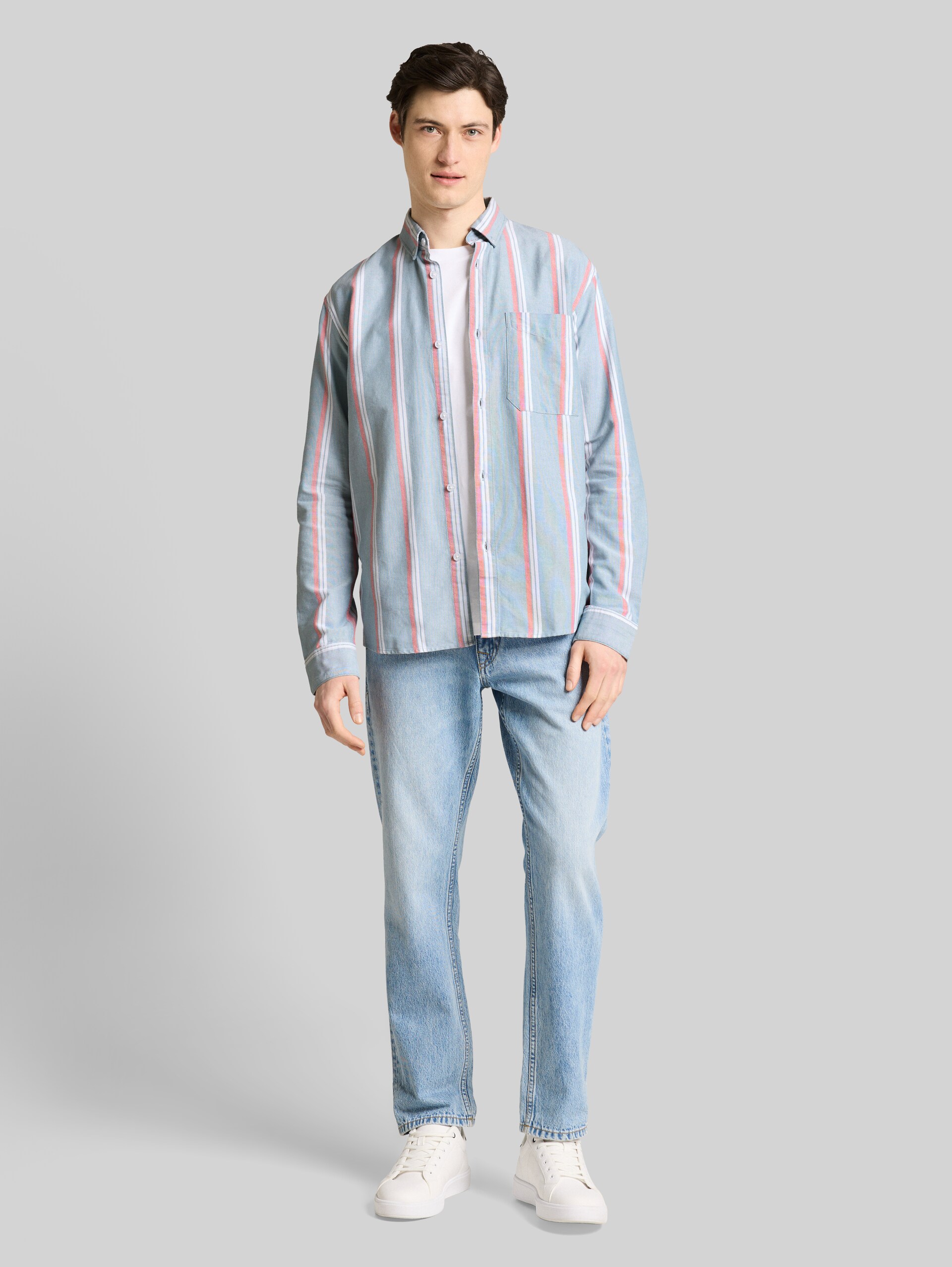 Chemise en coton coupe décontractée - citadel blue stripe - Vue de face du modèle