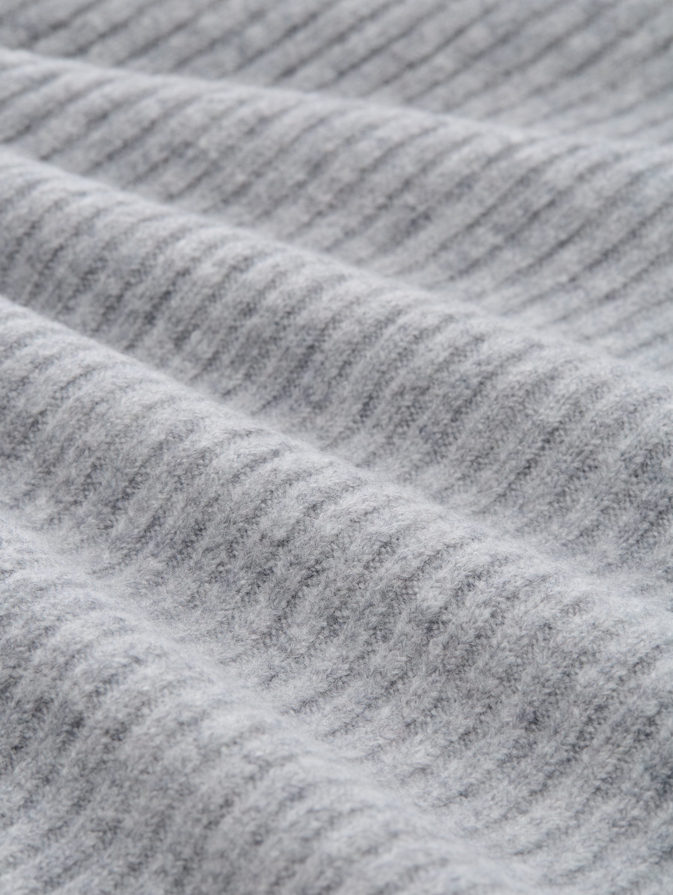 Gebreide jurk met opstaande kraag - Cement Grey Mélange - Materiaalweergave