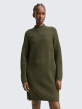 Robe en maille à col montant - grape leaf green melange - Vue de face du modèle