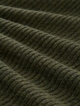 Robe en maille à col montant - grape leaf green melange - Vue de la matière