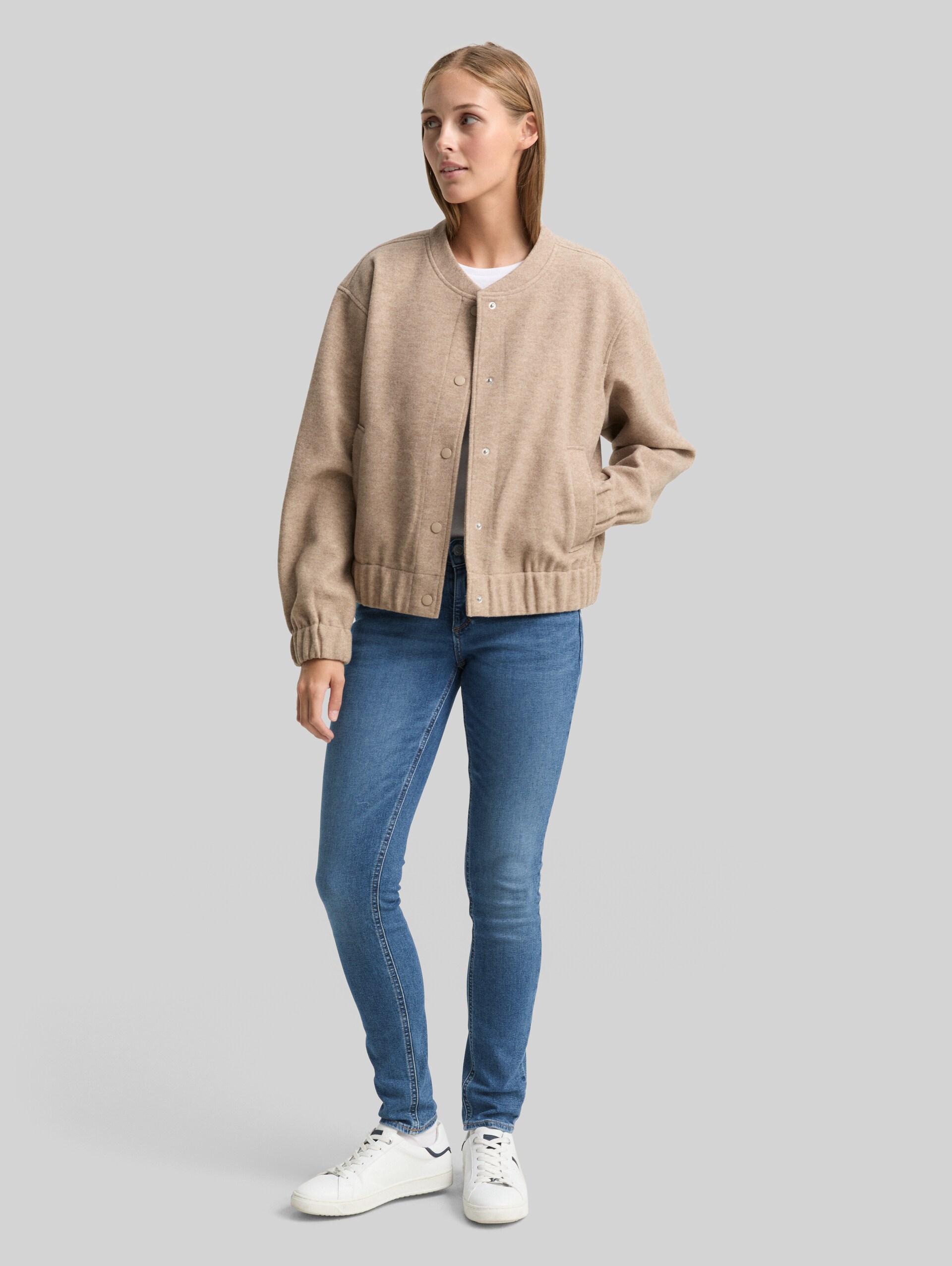 TTJONA SKINNY Jeans - Used Mid Stone Blue Denim - Model-Vorderansicht