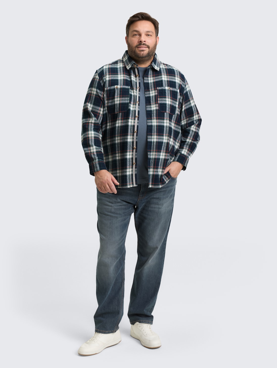 Plus Size - Comfort Fit Flanell-Hemd mit Karomuster - navy multicolor check - Model-Vorderansicht