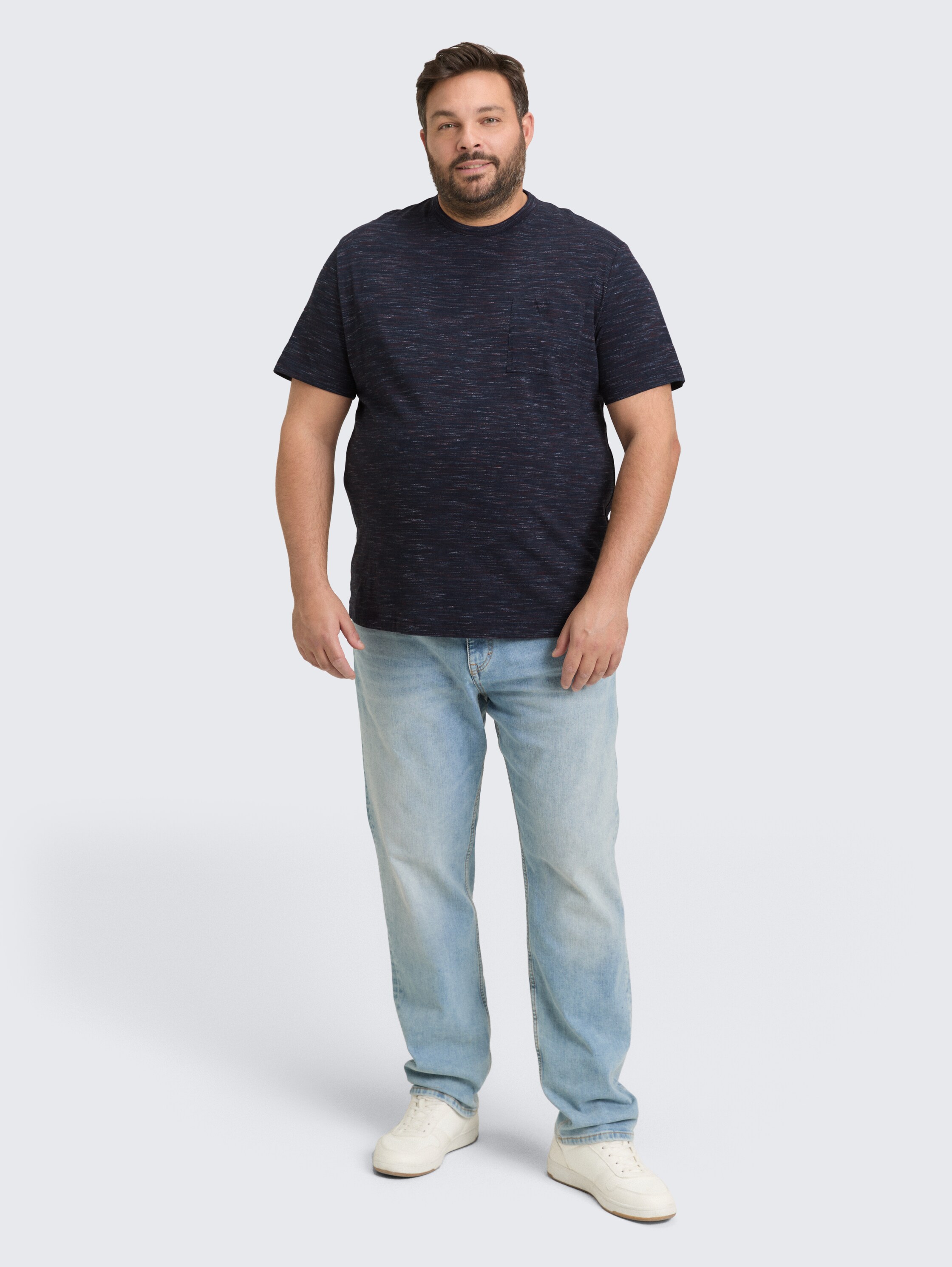 Plus Size - T-Shirt in Melange-Optik mit Brusttasche - navy_red_multi_inject - 