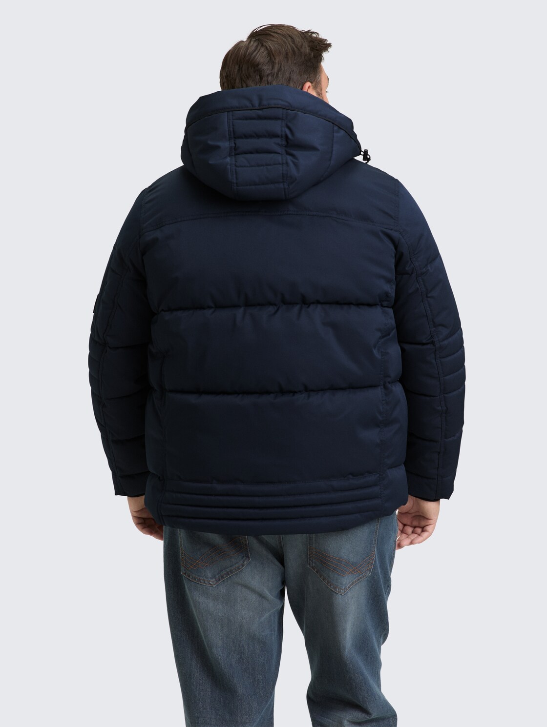 Plus Size - Pufferjacke mit abnehmbarer Kapuze - sky captain blue - Model-Rückansicht