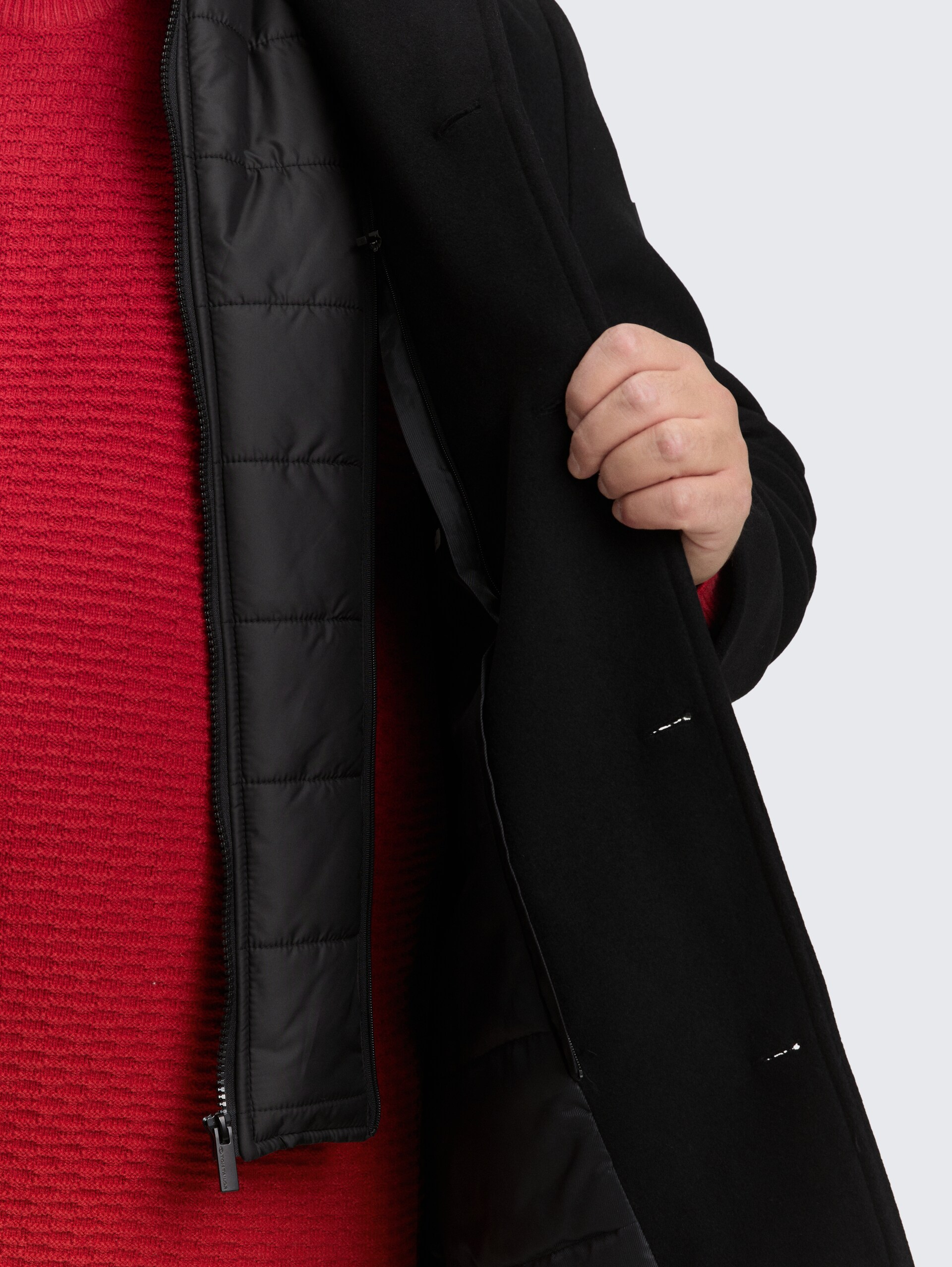 Plus Size - 2-in-1 Wollmantel mit abnehmbarer Innenjacke - Black - Detail-Model-Ansicht