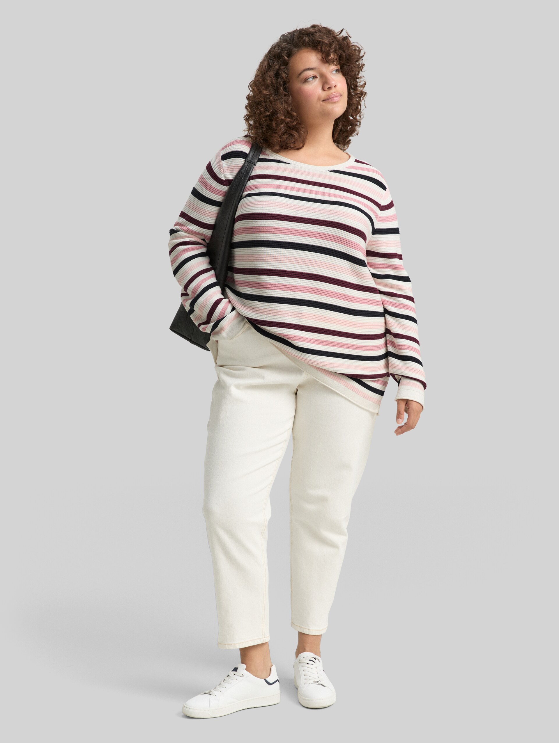 Plus Size - Strickpullover aus Bio-Baumwolle - rose ottoman knit - Model-Vorderansicht