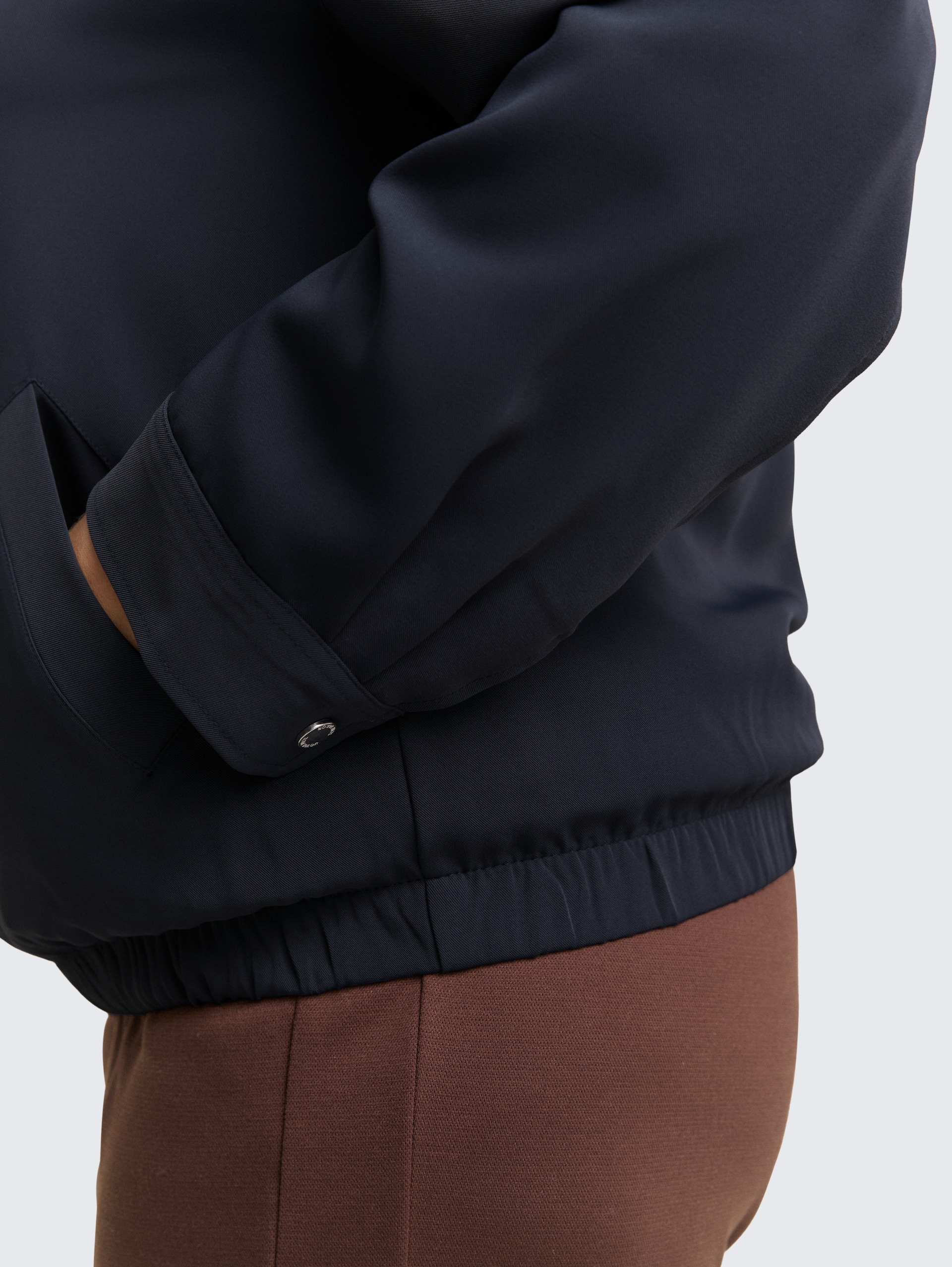 Plus Size - Losvallende blousonjas - Lunar Eclipse