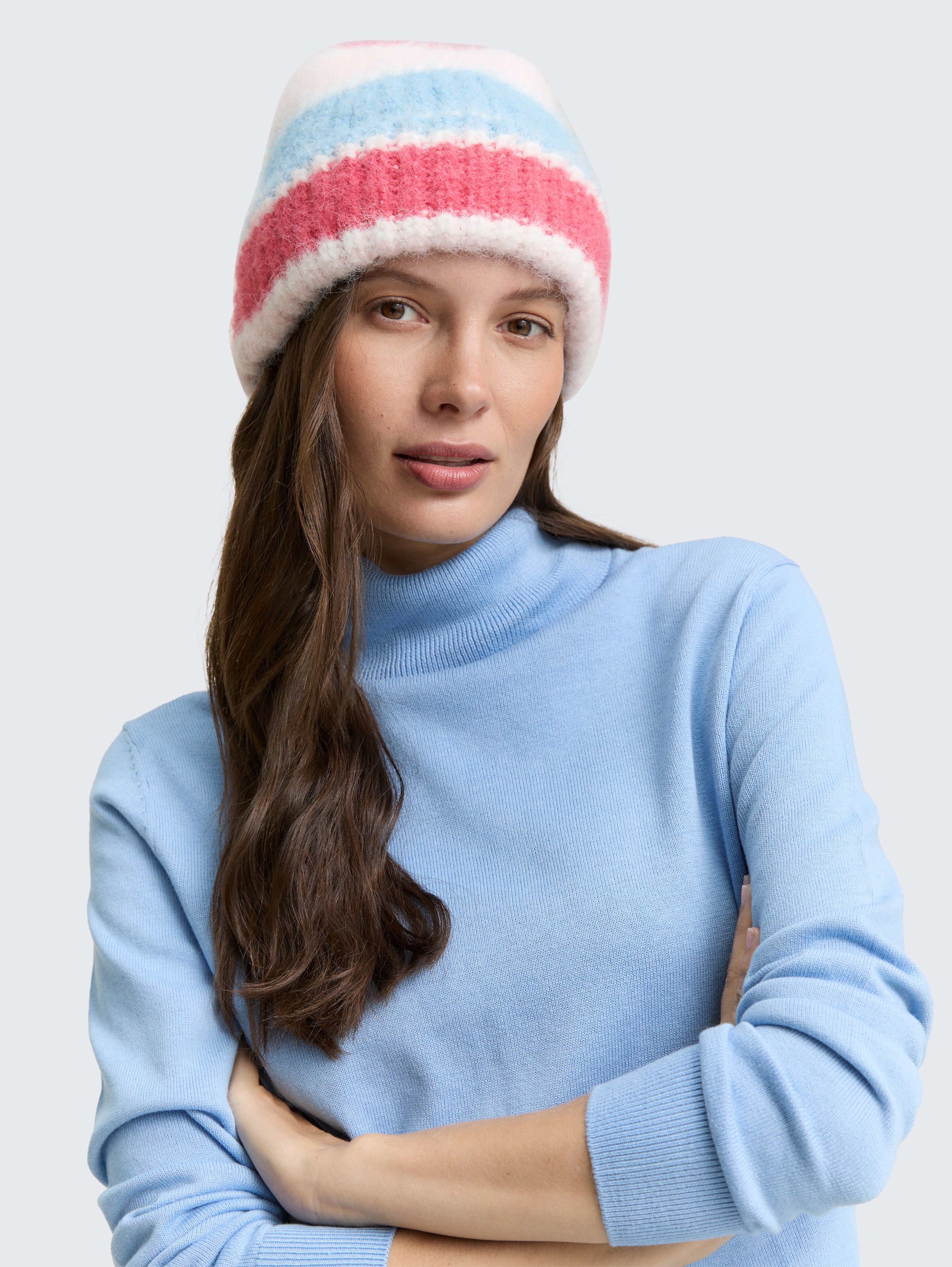 Beanie Mütze mit Streifenmuster von Women, pink blue knit stripe