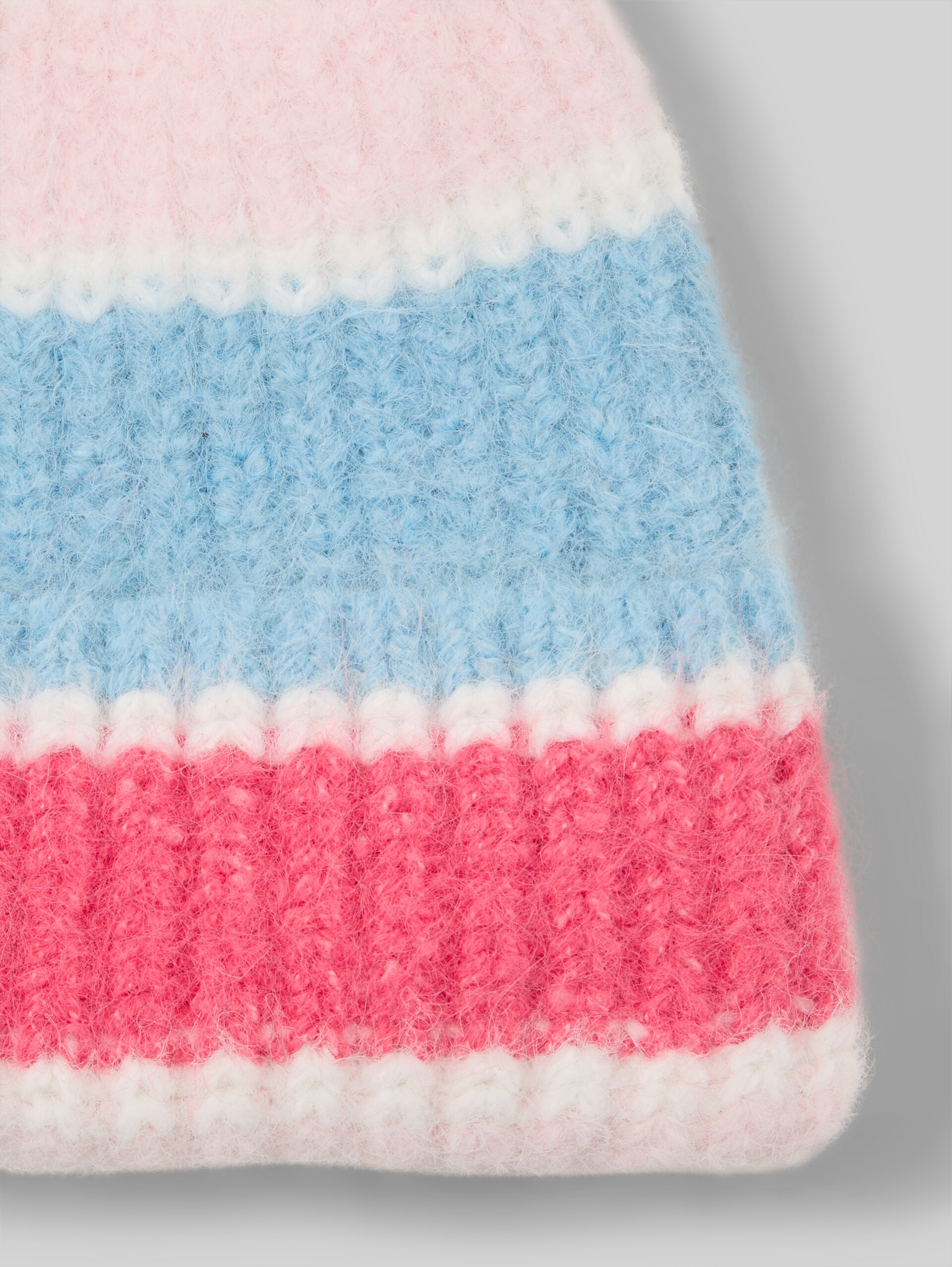 Beanie Mütze mit Streifenmuster - pink blue knit stripe - Material-Ansicht