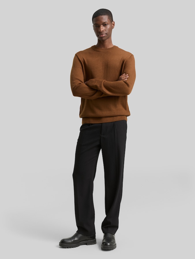 Strickpullover mit Rundhalsausschnitt von Denim Male, Golden Clay
