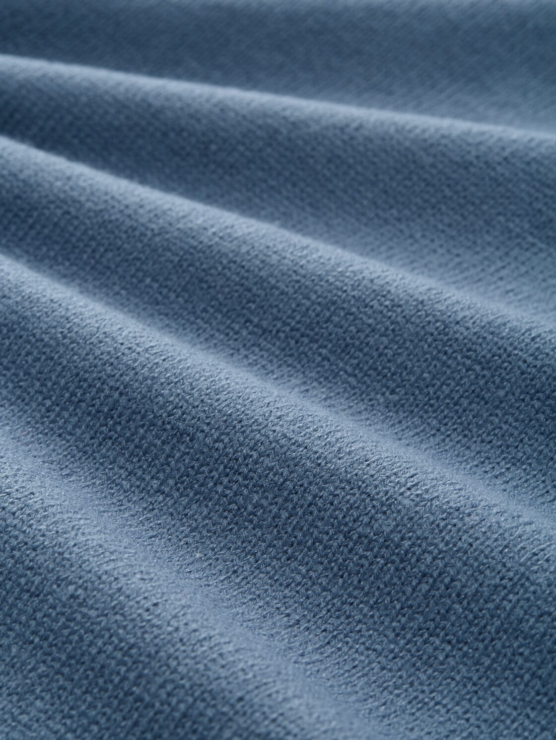 Strickpullover mit Rundhalsausschnitt - dusty denim blue - Material-Ansicht