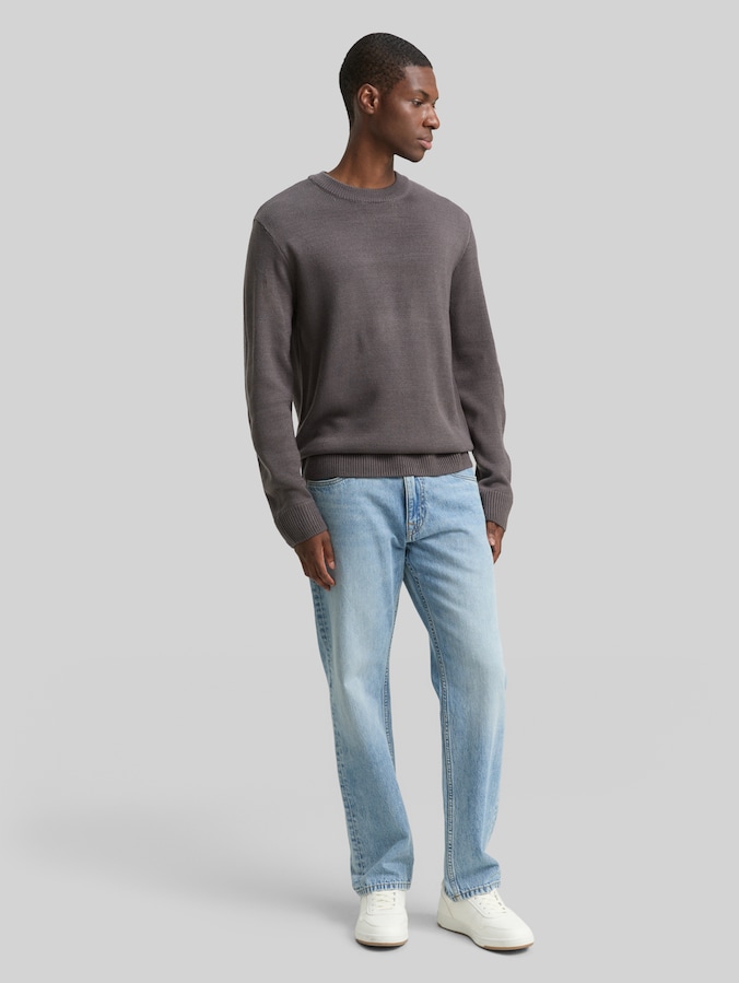 Strickpullover mit Rundhalsausschnitt von Denim Male, classic mid grey