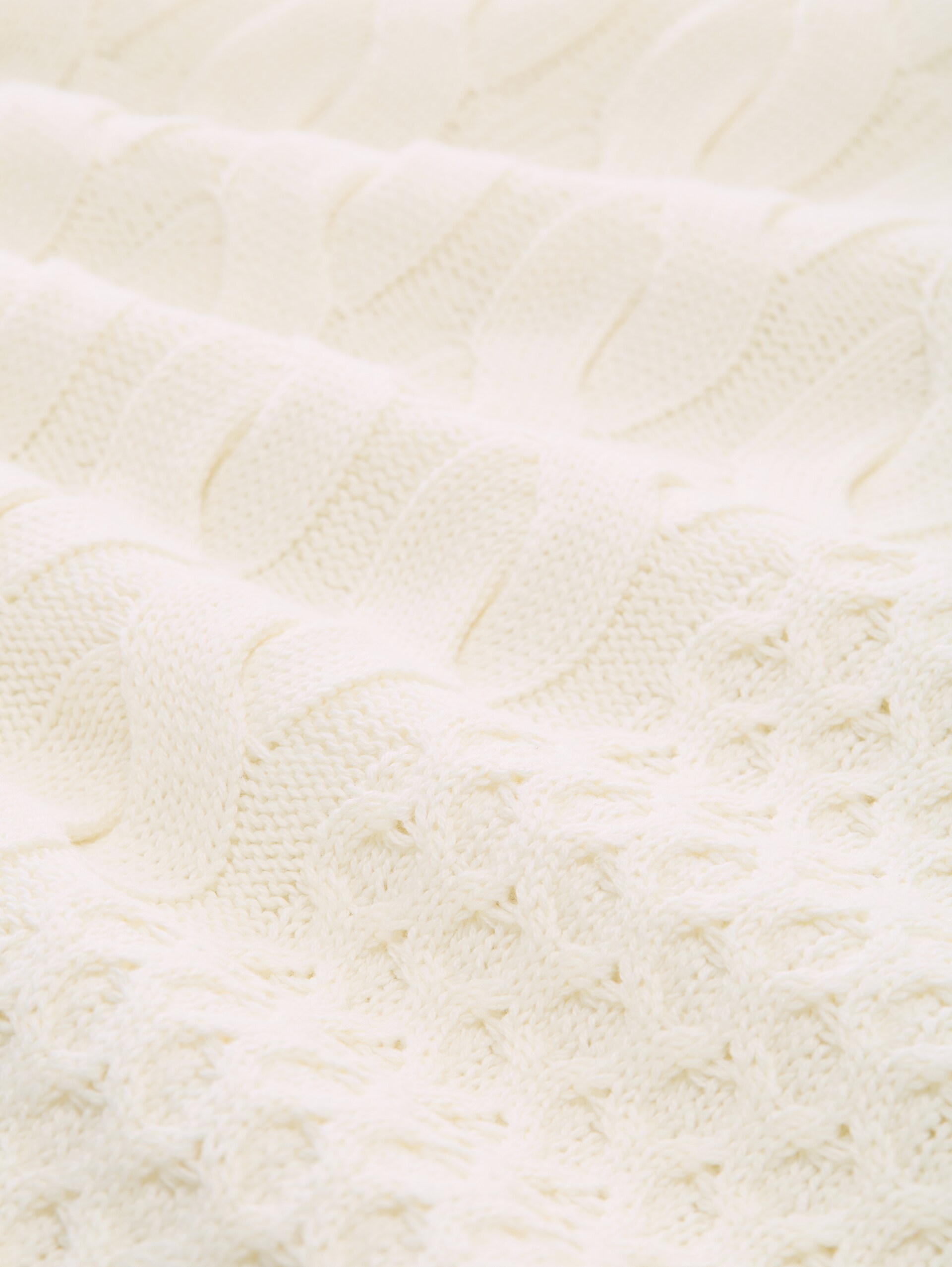 Relaxed fit turtleneck jumper with cable knit - Wool White - Material view