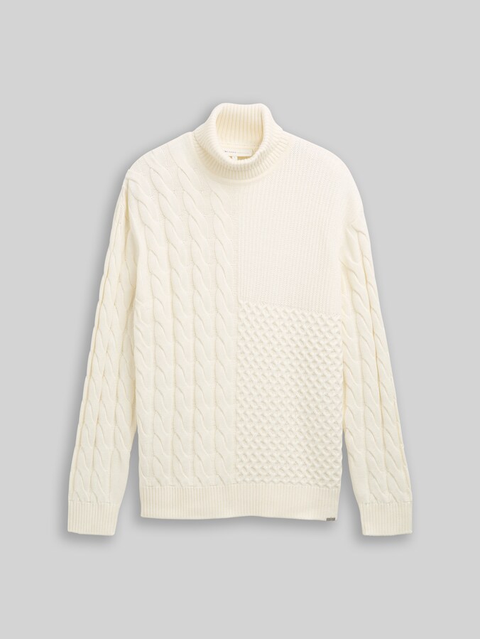 Relaxed Fit Rollkragenpullover mit Zopfmuster von Denim Male, Wool White