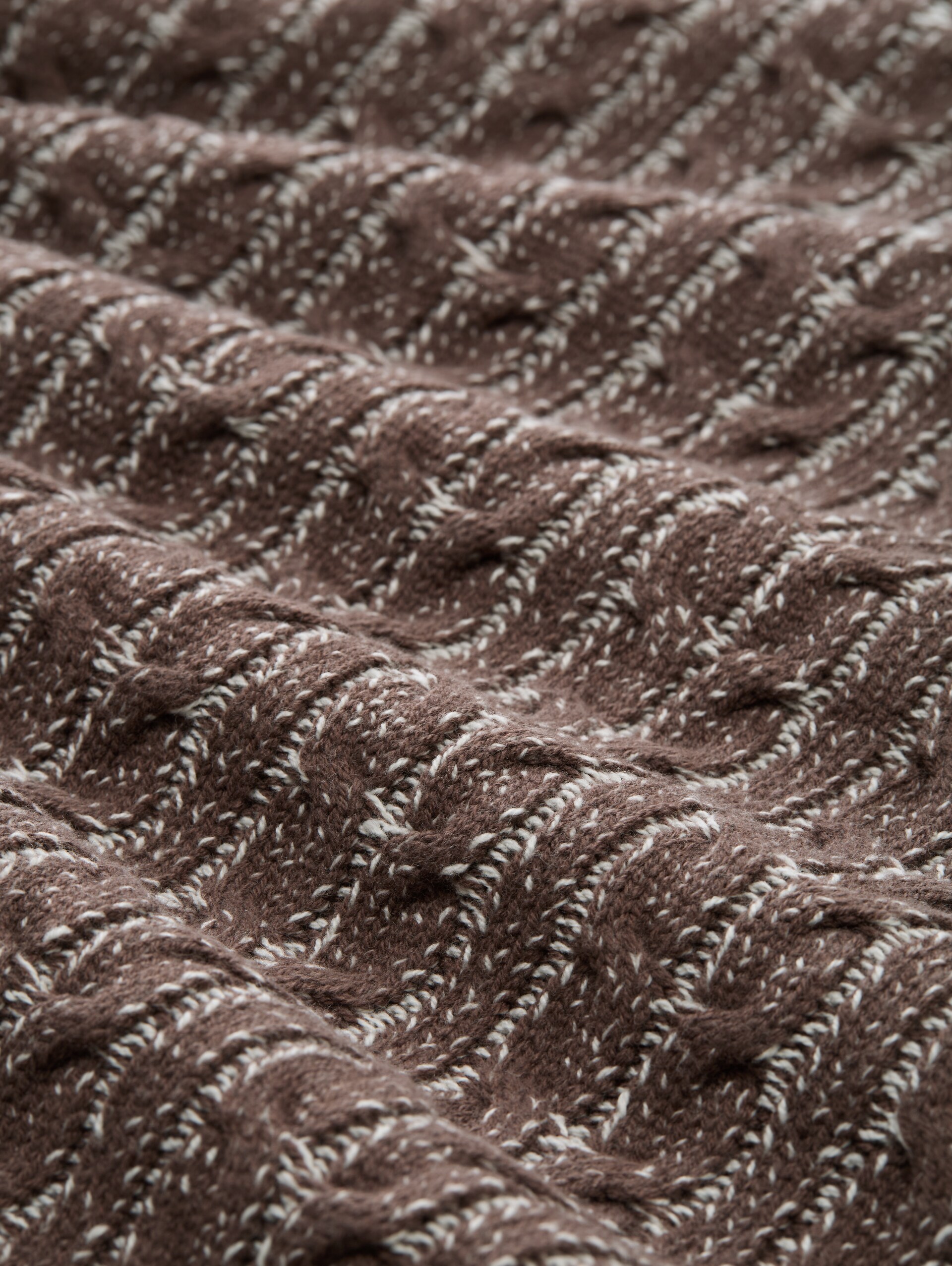 Strickpullover mit Zopfmuster - brown offwhite plated - Material-Ansicht