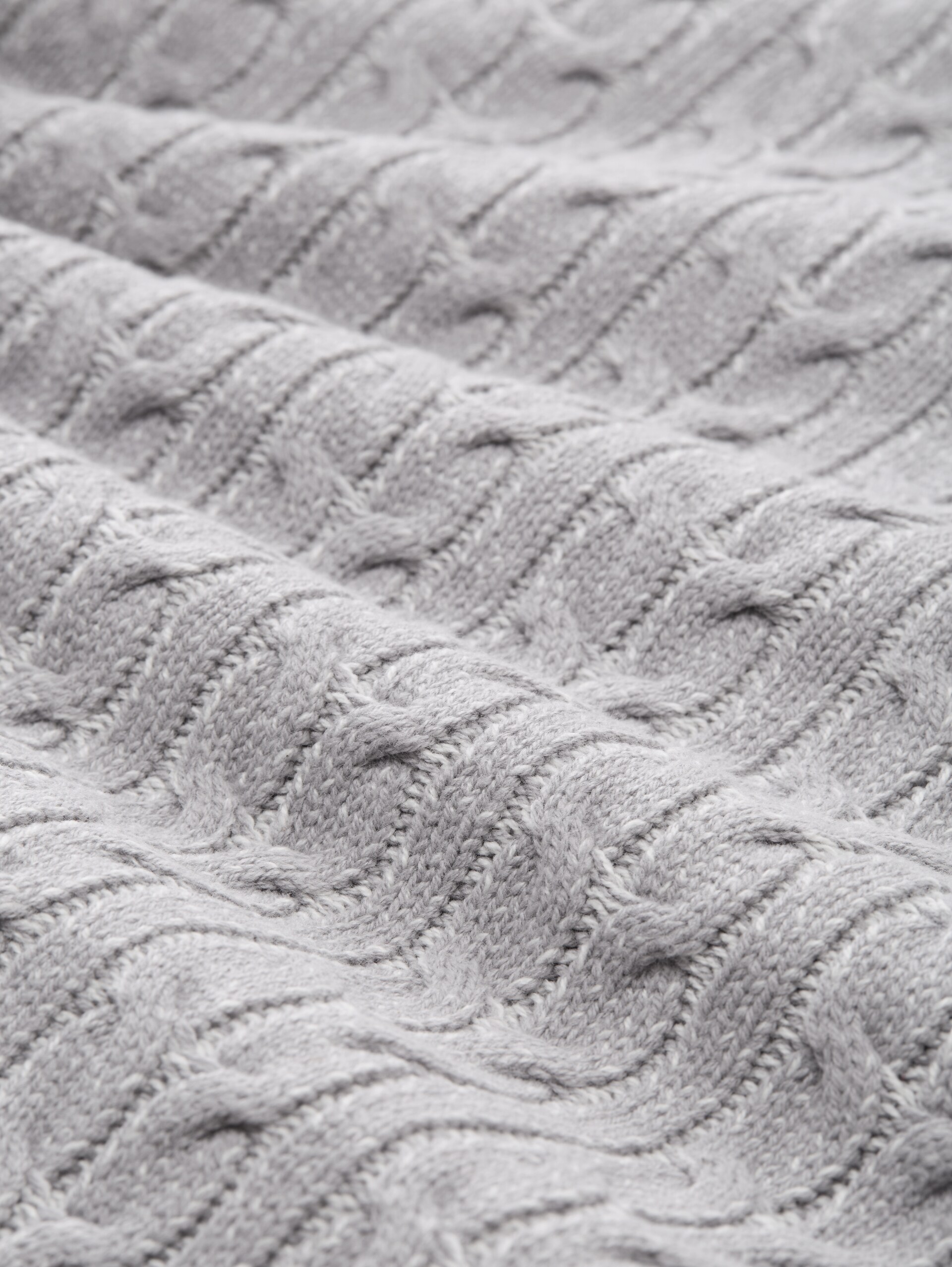 Strickpullover mit Zopfmuster - grey offwhite plated - Material-Ansicht