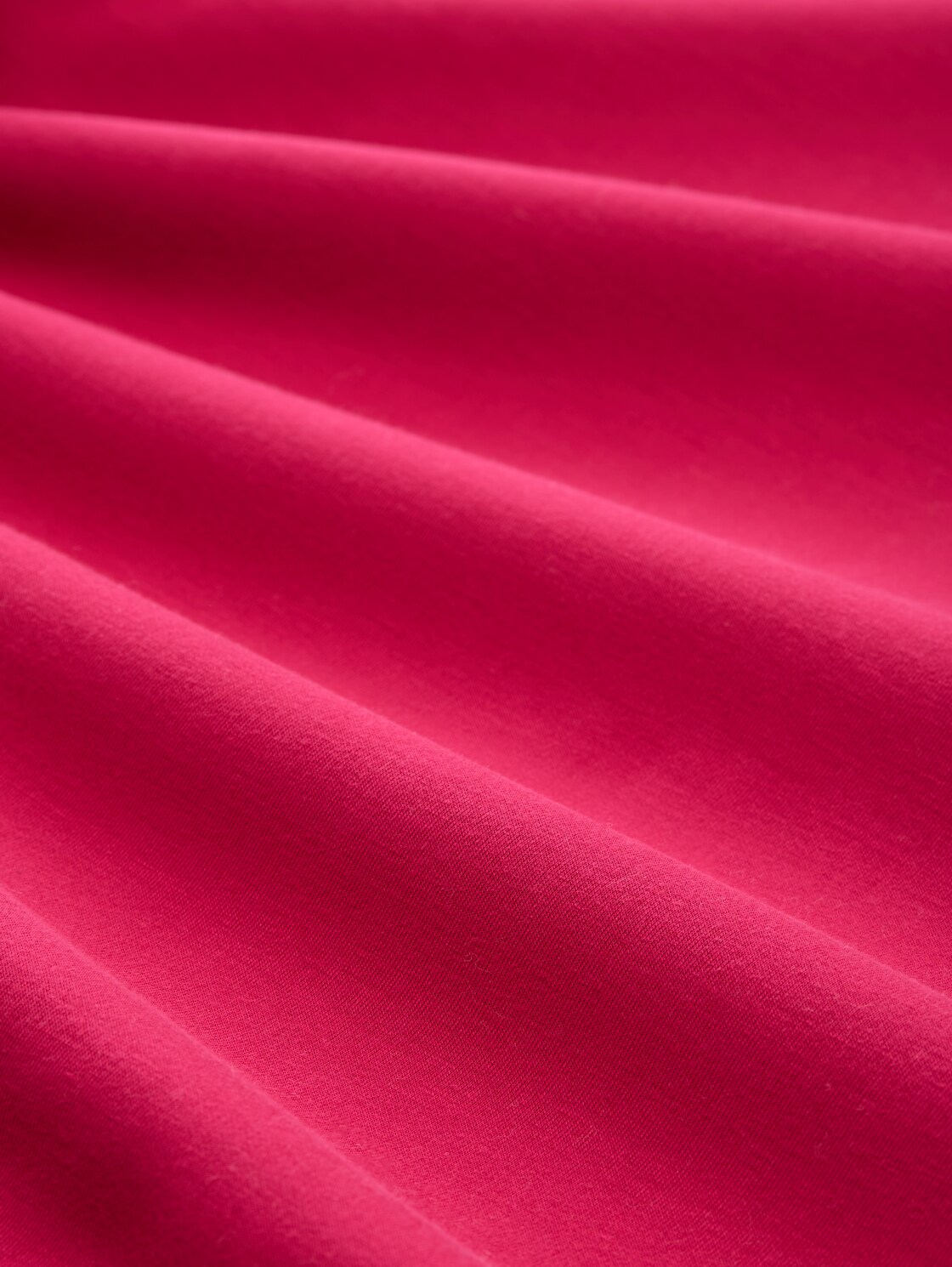 Scuba Sweatshirt mit Strasssteinen - dark pink - Material-Ansicht