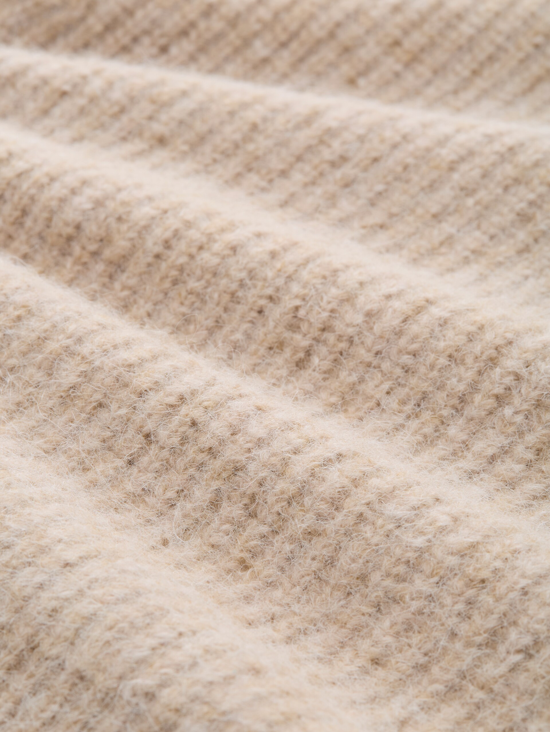 Sleeveless jumper with stand-up collar - cosy beige melange - Material view