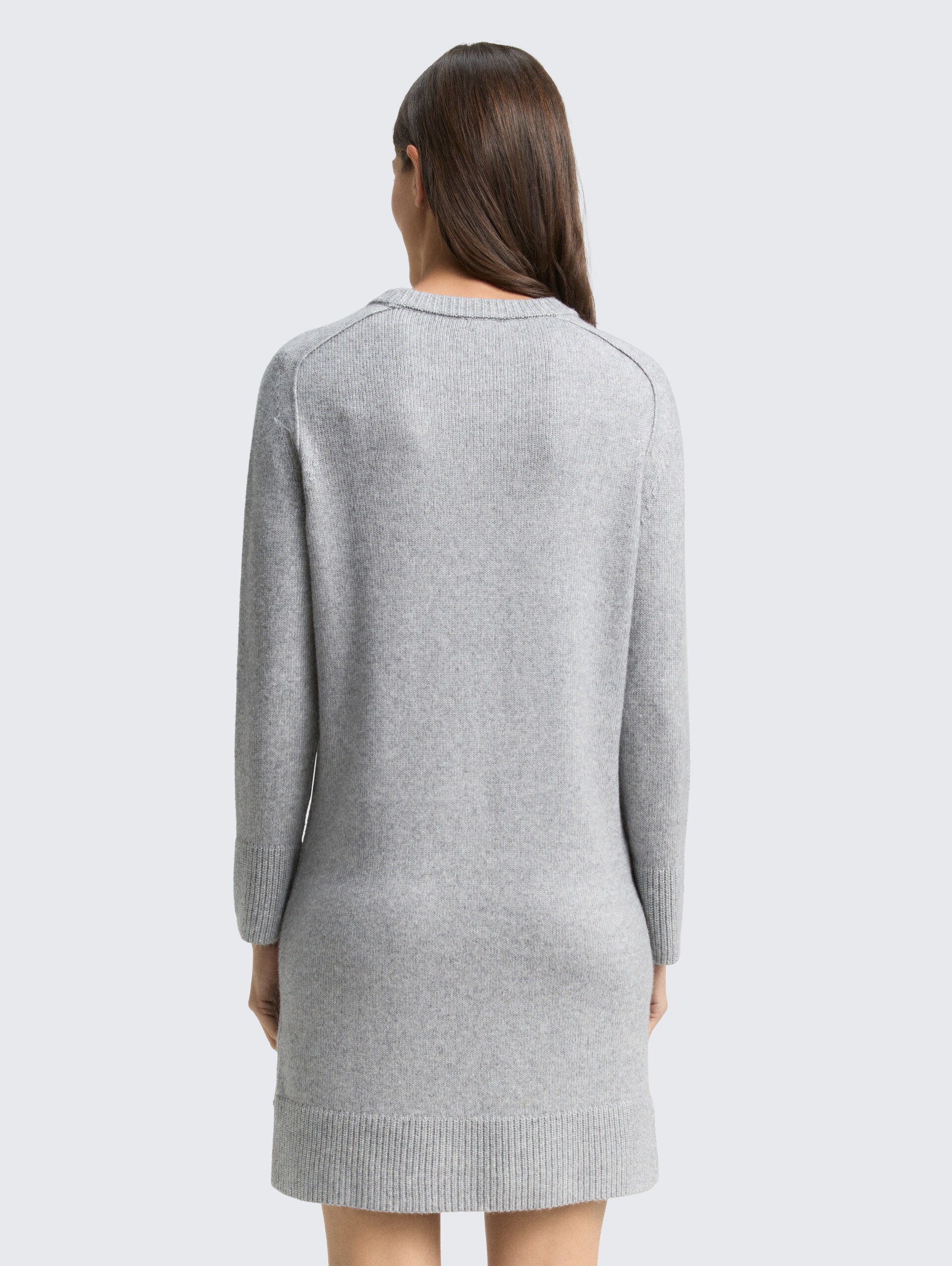 Strickkleid in Melange-Optik - medium silver grey melange - Model-Rückansicht