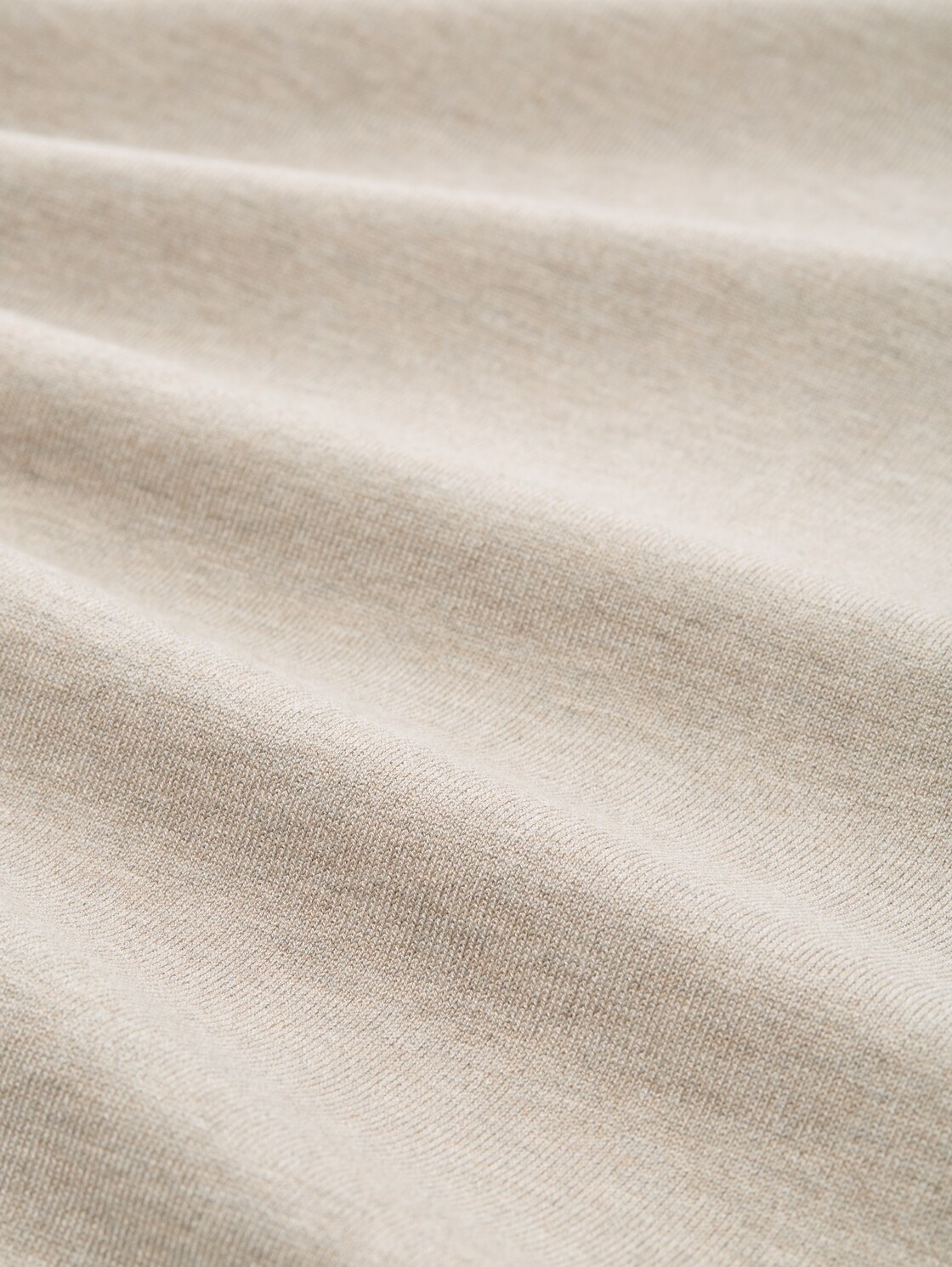 Basic knitted jumper with round neckline - dark clouds grey melange - Material view