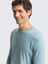Pull en maille basique en coton - tourmaline - Vue détaillée du modèle
