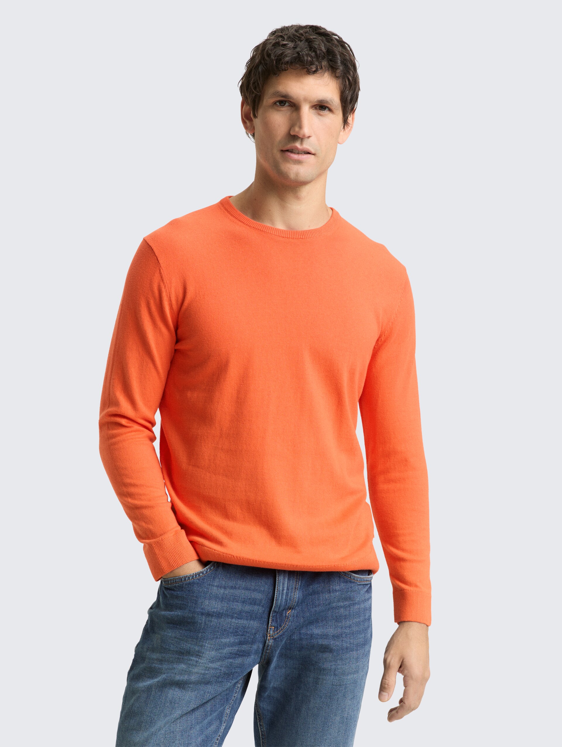 Basic Strickpullover aus Baumwolle - pale red - Ausschnitt Model-Vorderansicht
