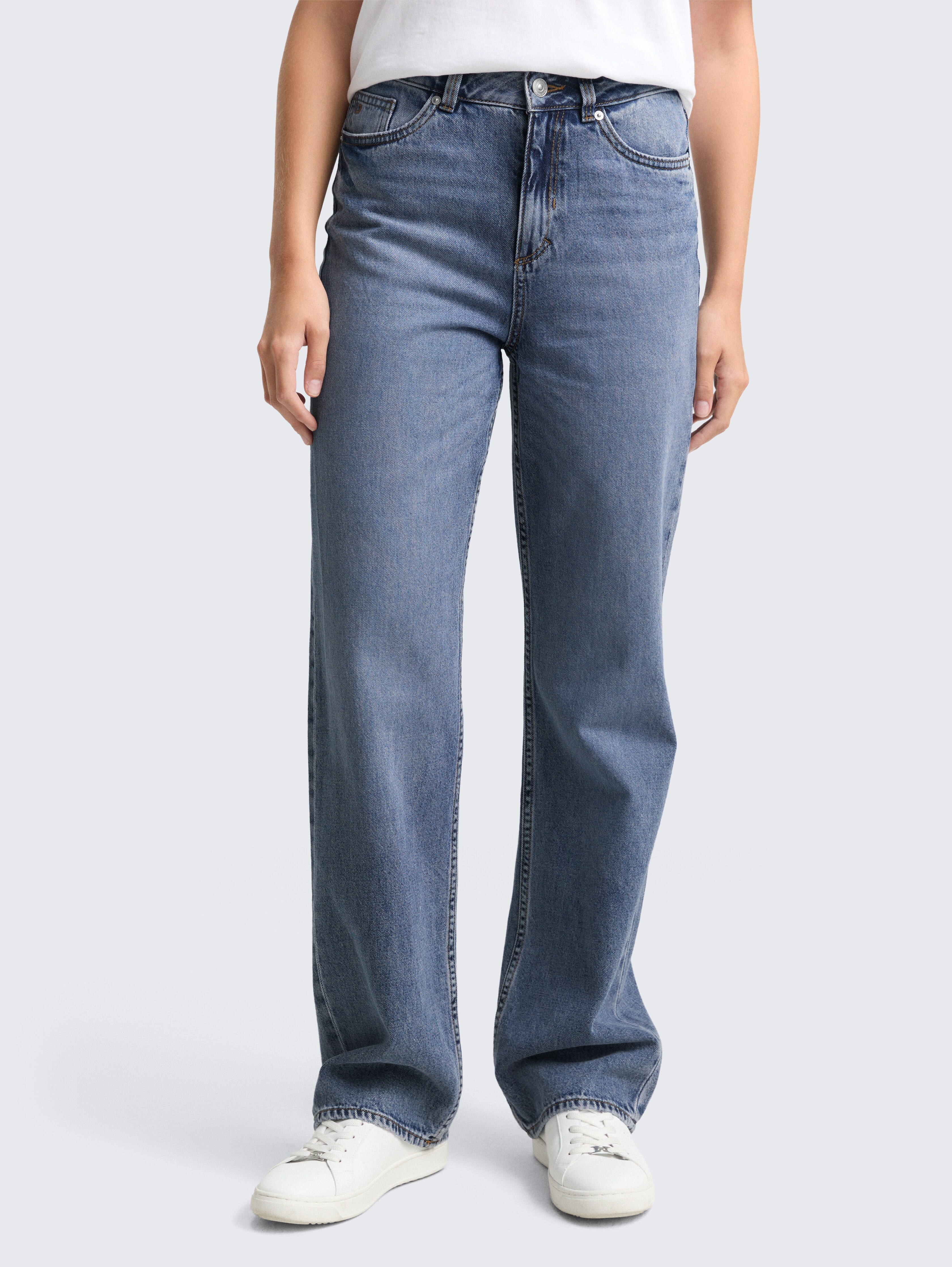 TTELIN STRAIGHT Jeans von Denim Female, Tinted Blue Denim