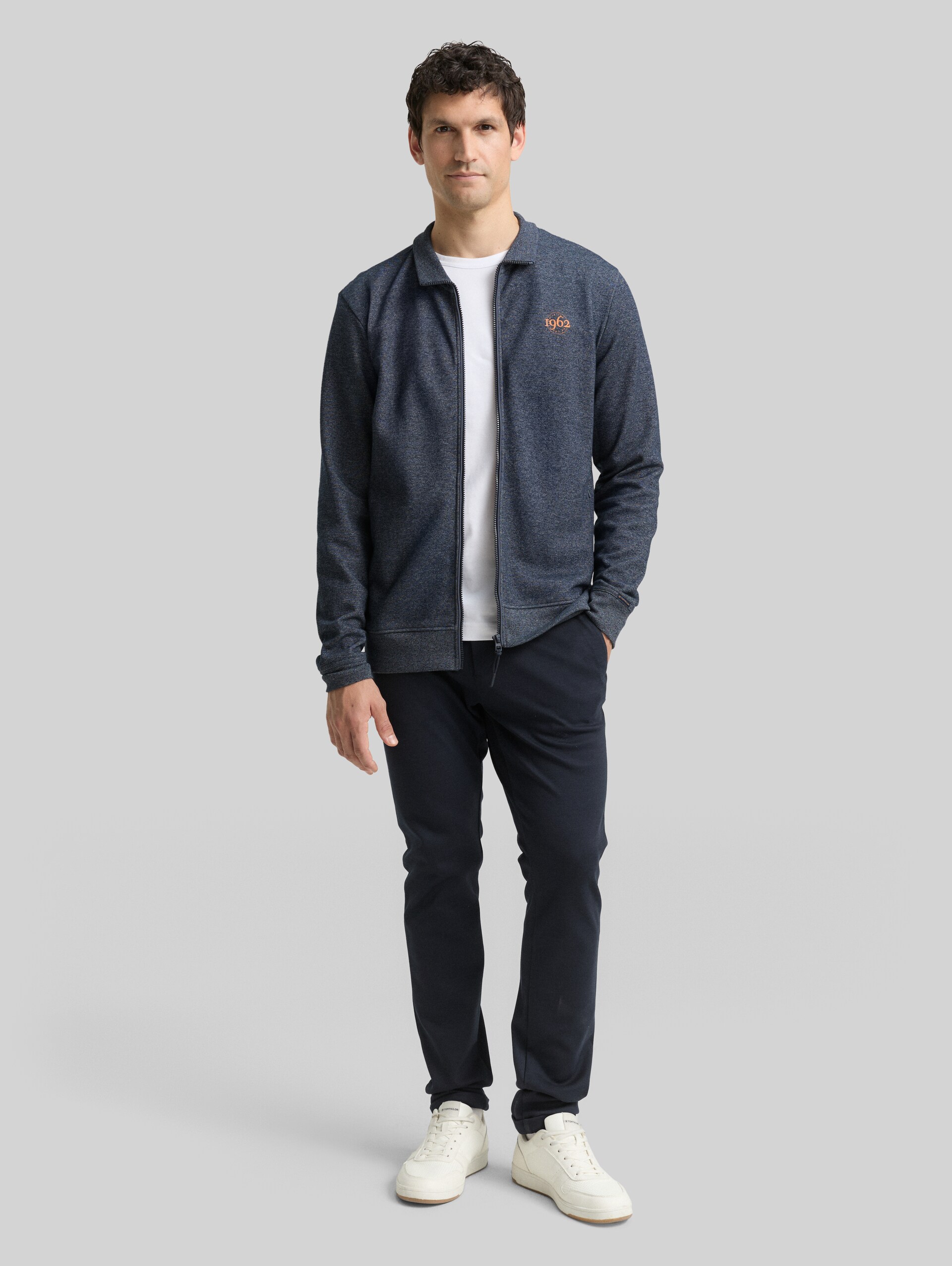 Sweatjacke in Melange-Optik - navy fine yd stripe - Model-Vorderansicht