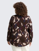 Plus Size - Blouse met patroon - brown blurry argyle - Neklijn model-achteraanzicht