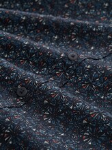 Chemise ajustée à motif - navy round design - Vue de la matière