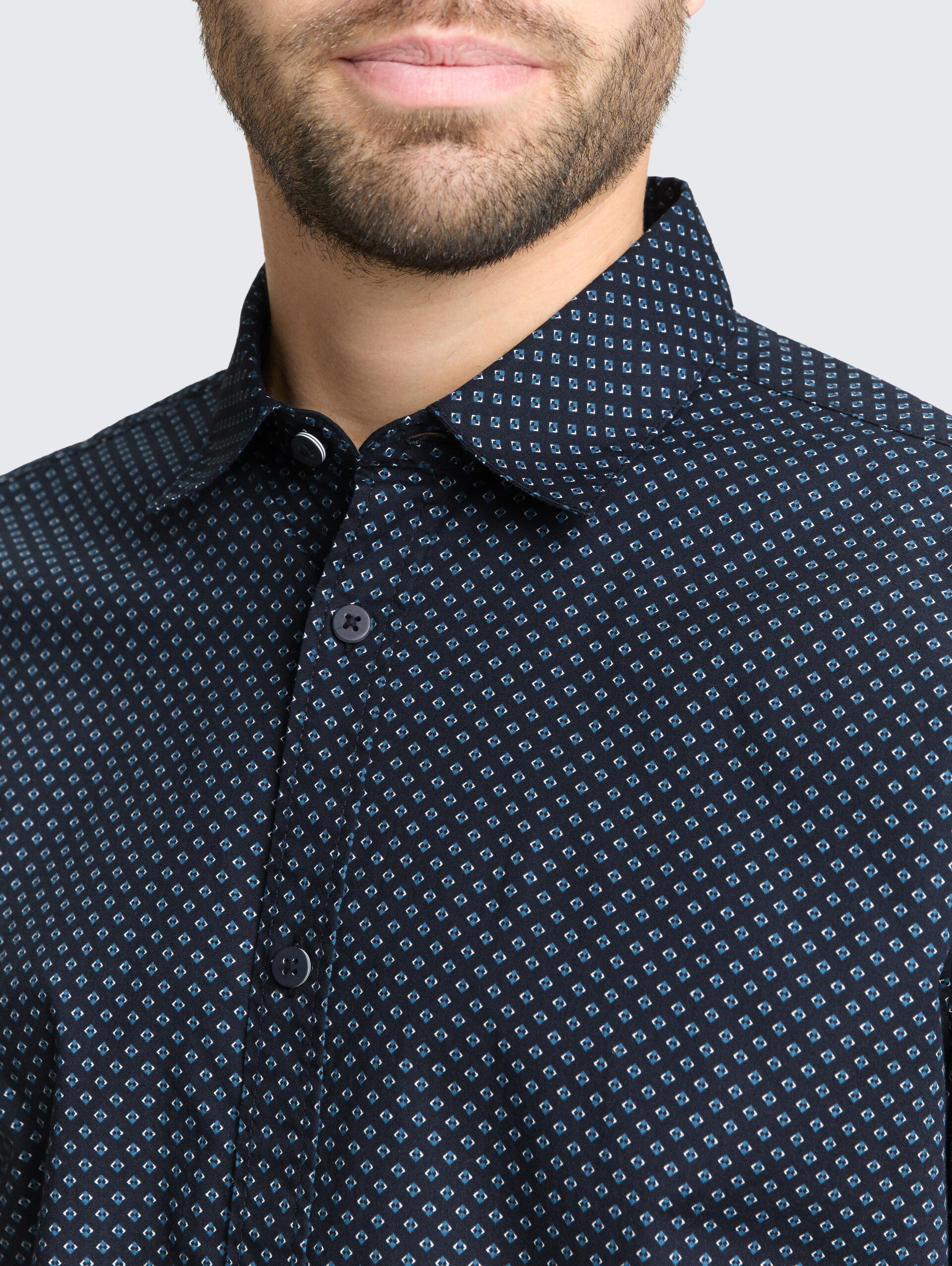 Getailleerd overhemd met patroon - navy diamond design - Detailaanzicht model