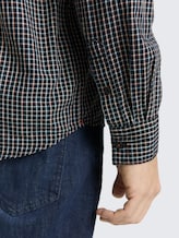 Regular fit overhemd met ruitpatroon - navy small check - Detailaanzicht model