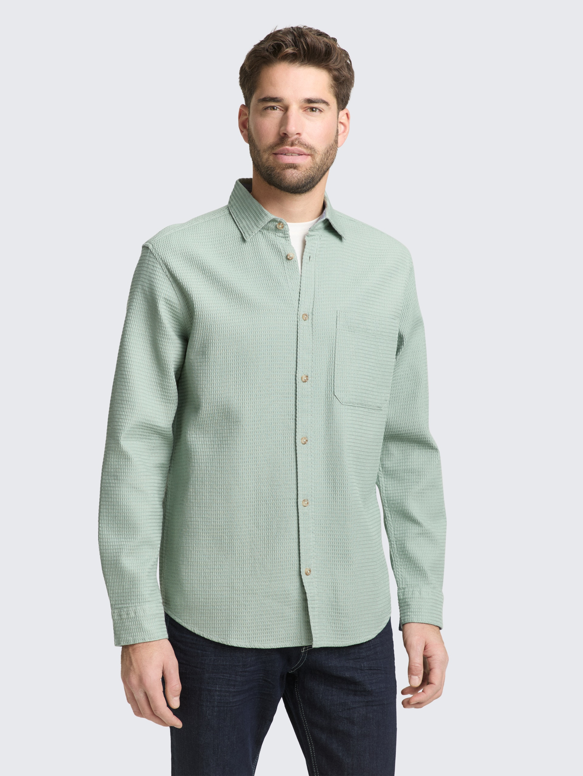 Regular Fit Hemd mit Waffelstruktur - soft greyish green - Ausschnitt Model-Vorderansicht