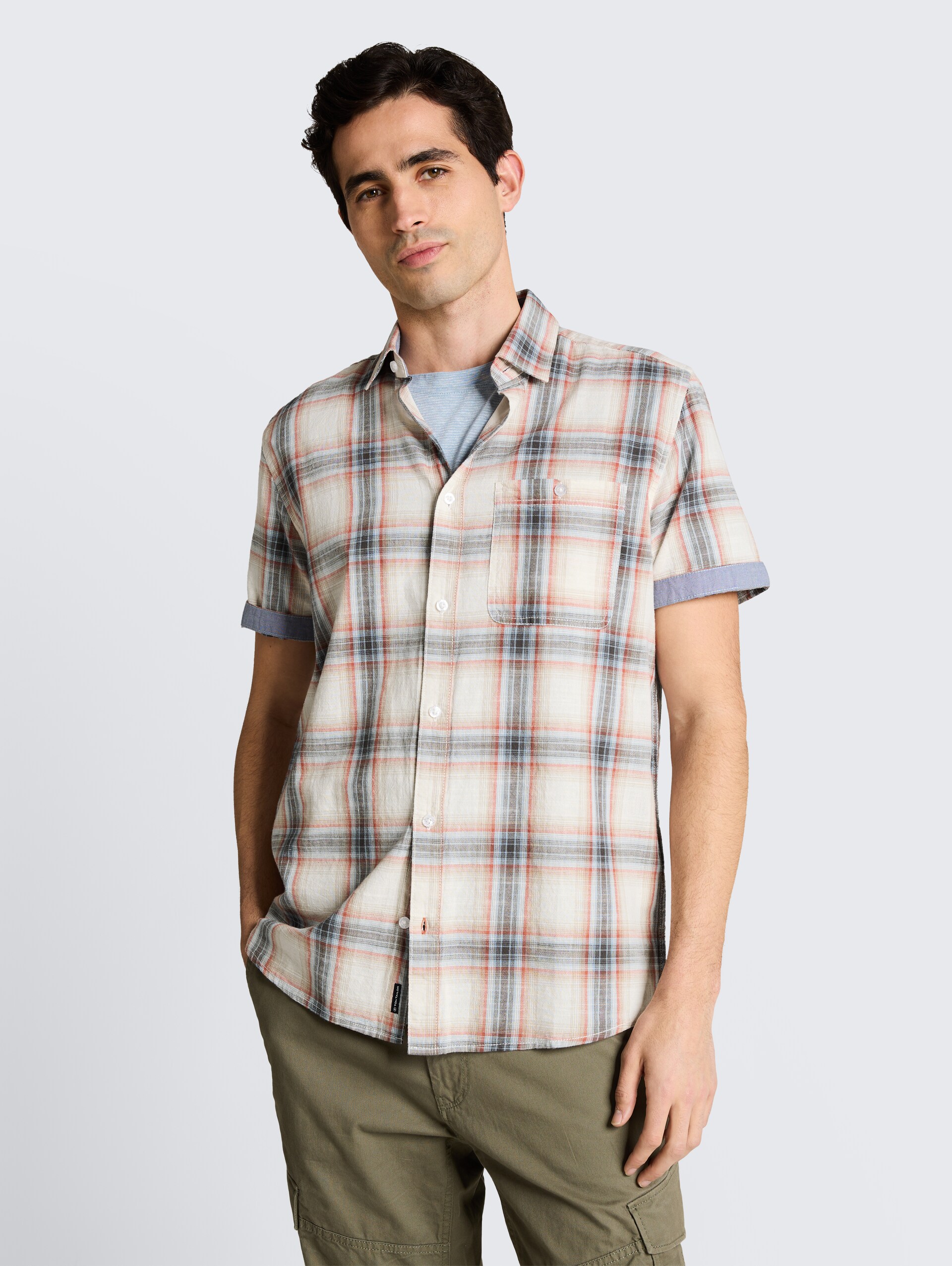 Regular fit overhemd met korte mouwen en ruitjesmotief - white multicolor check - Nek model vooraanzicht