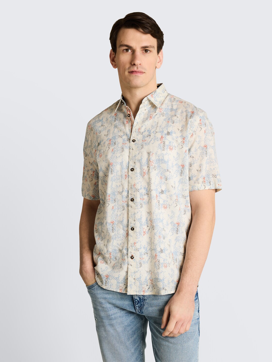 Comfort Fit Kurzarmhemd mit Muster - offwhite structure design - Ausschnitt Model-Vorderansicht