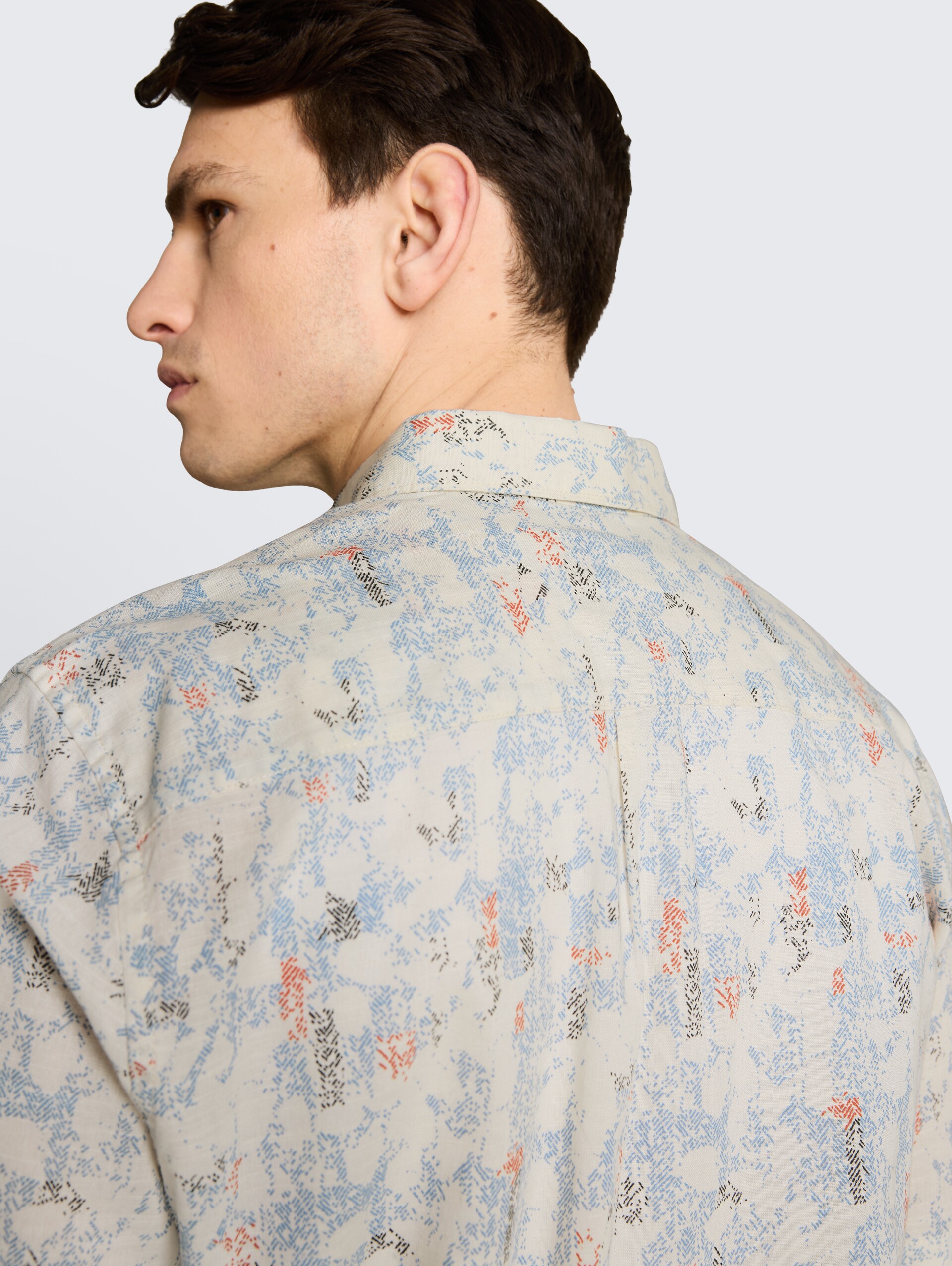 Comfort Fit Kurzarmhemd mit Muster - offwhite structure design - Detail-Model-Ansicht