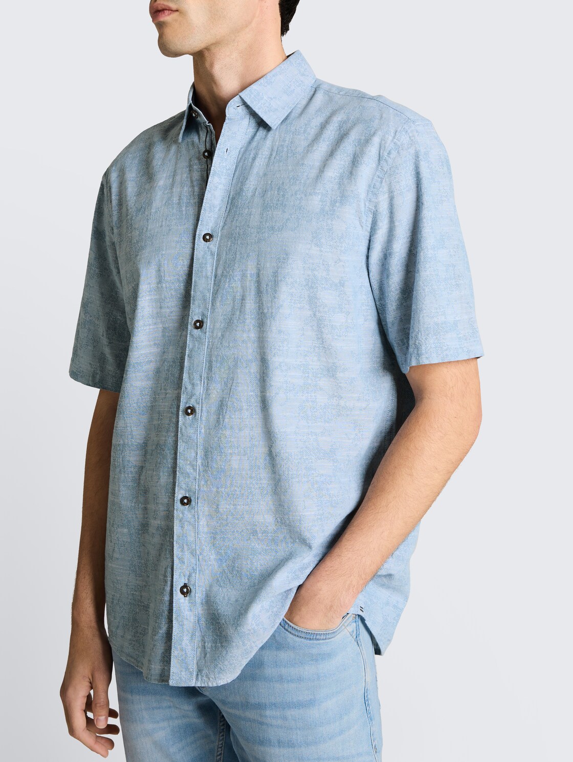 Comfort Fit Kurzarmhemd mit Muster - light blue tonal design - Detail-Model-Ansicht