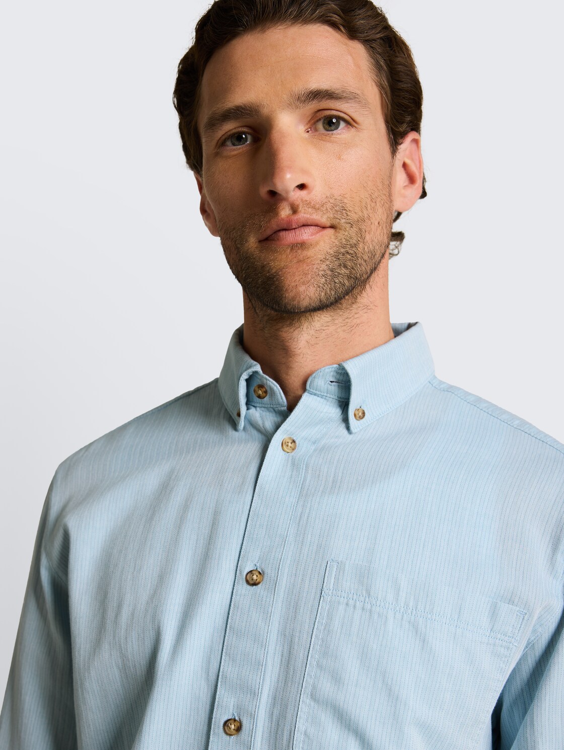 Regular Fit Hemd mit Turn-Up-Funktion - mountain blue herringbone - Detail-Model-Ansicht