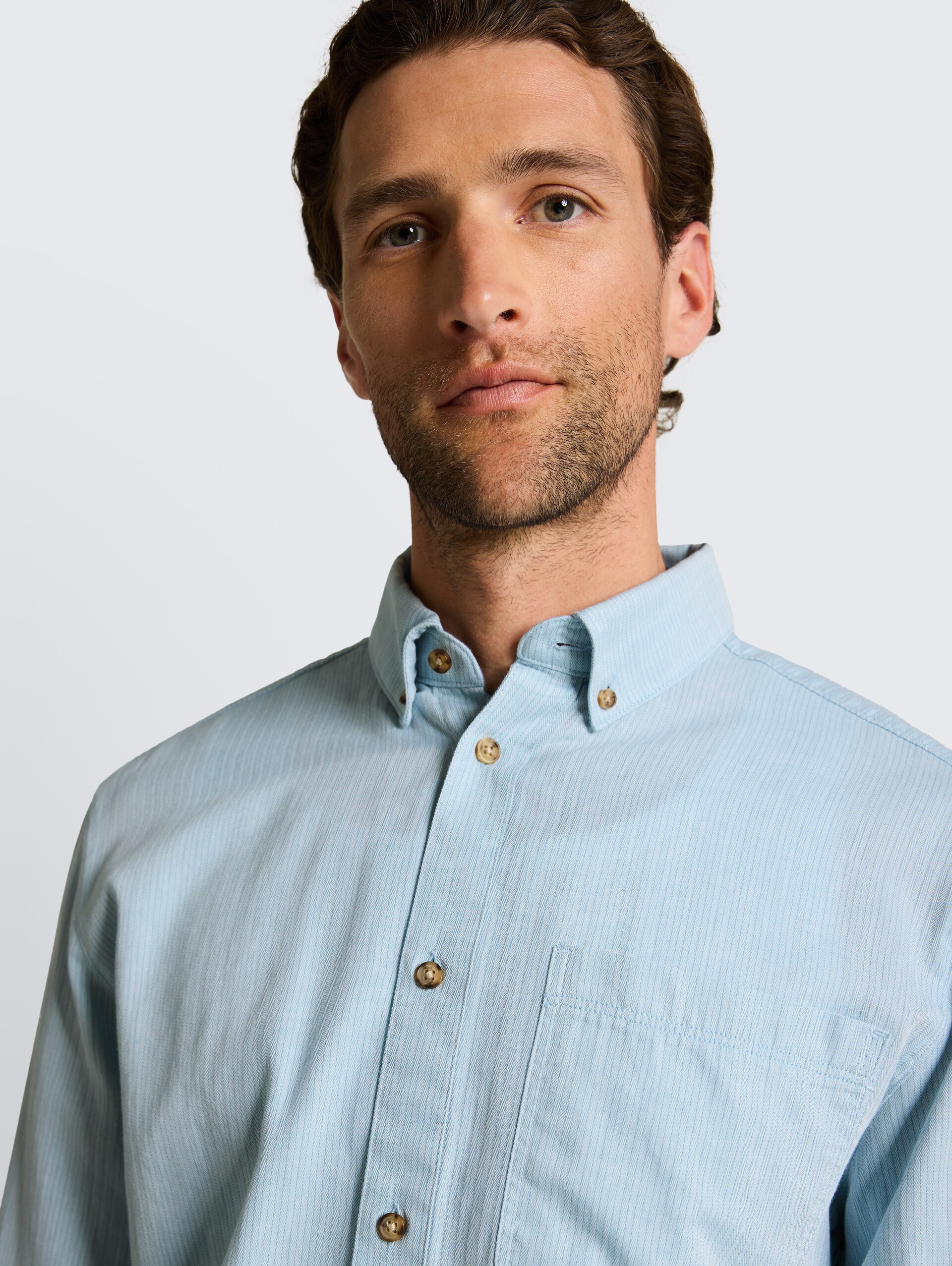 Regular-fit shirt with turn-up feature - mountain blue herringbone - Detail model view