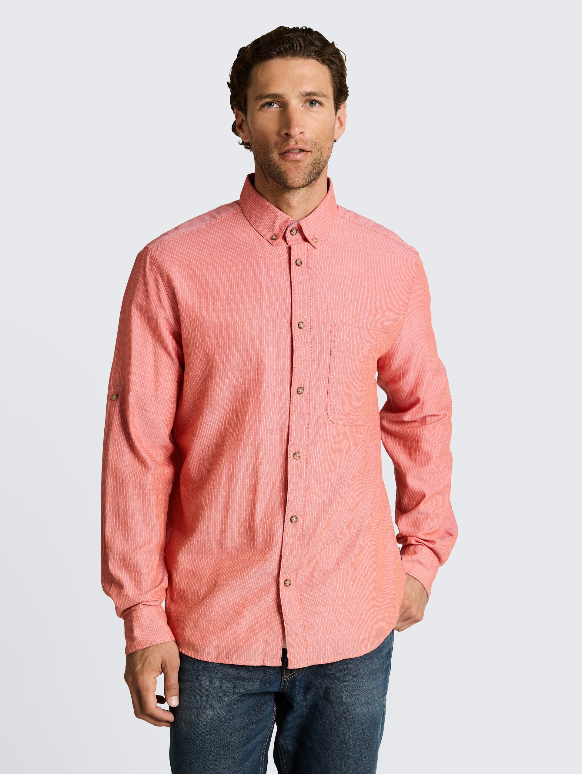Overhemd met regular fit en omgeslagen mouwen - chili orange herringbone - Nek model vooraanzicht