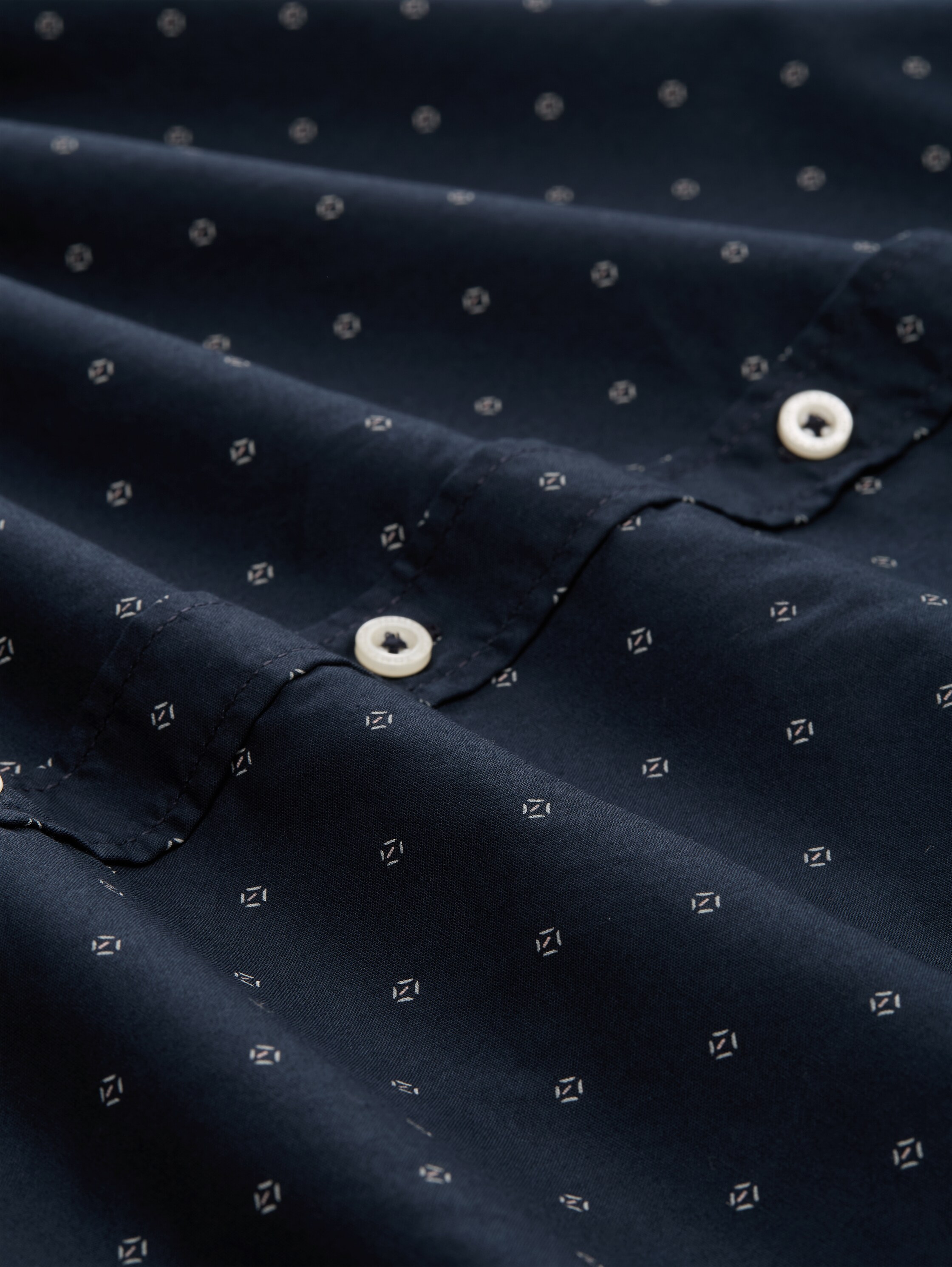 Oprijeta kratkorukavna srajca z vzorcem - Image 3