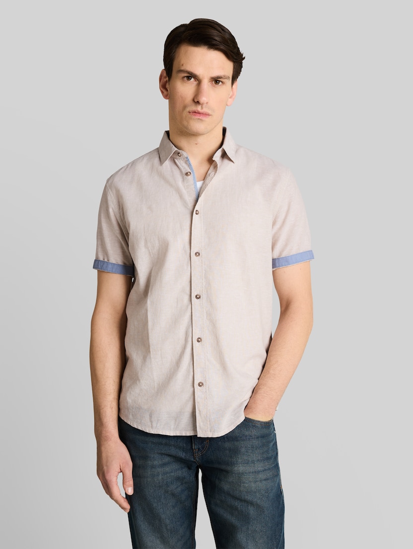Regular Fit Kurzarmhemd mit Leinenanteil von Men, cashew beige chambray